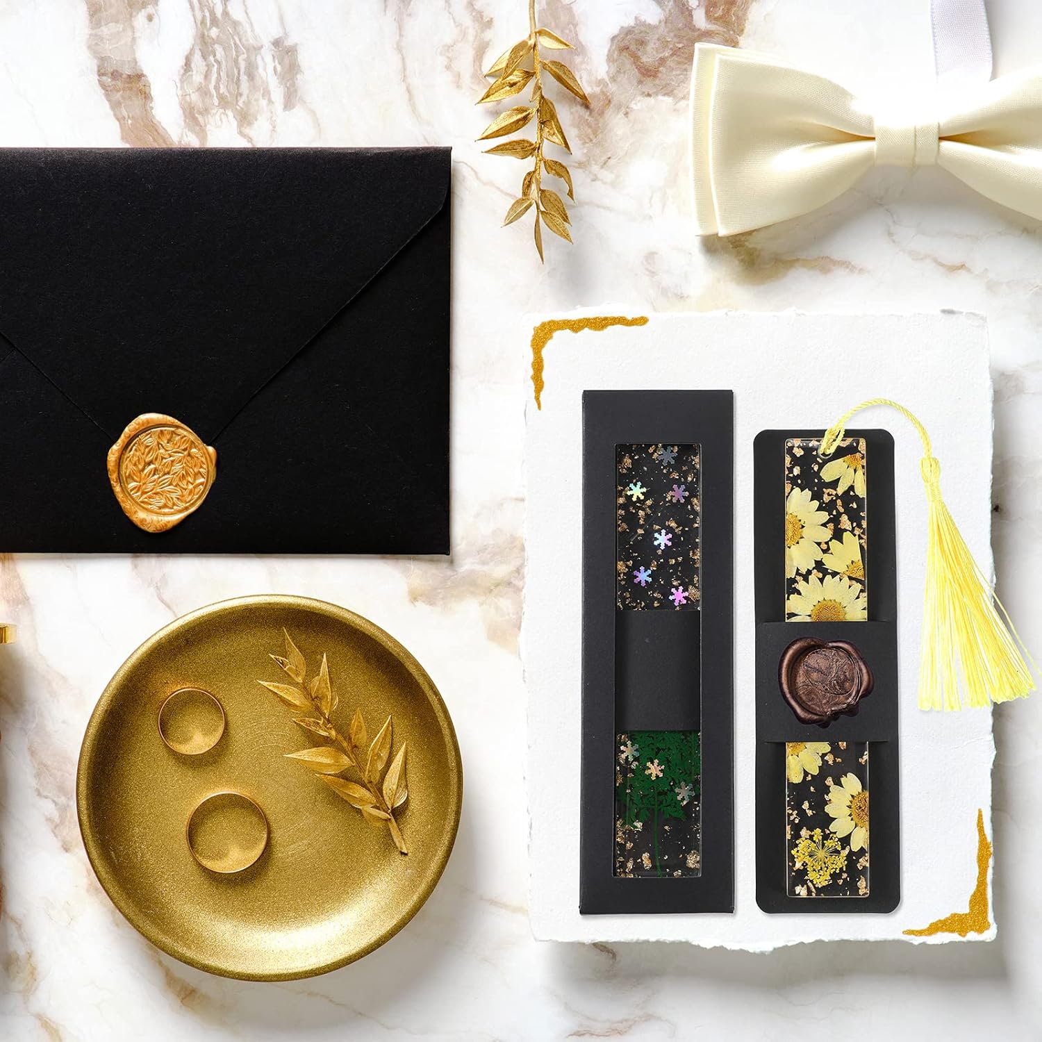 Roowest 50 Set Kraft Bookmark Boxes Sleeves Resin Bookmark Holder 5.9 x 1.8'' Cardboard Gift Boxes DIY Blank Display Cards for Wrapping Gift Supplies(Black)