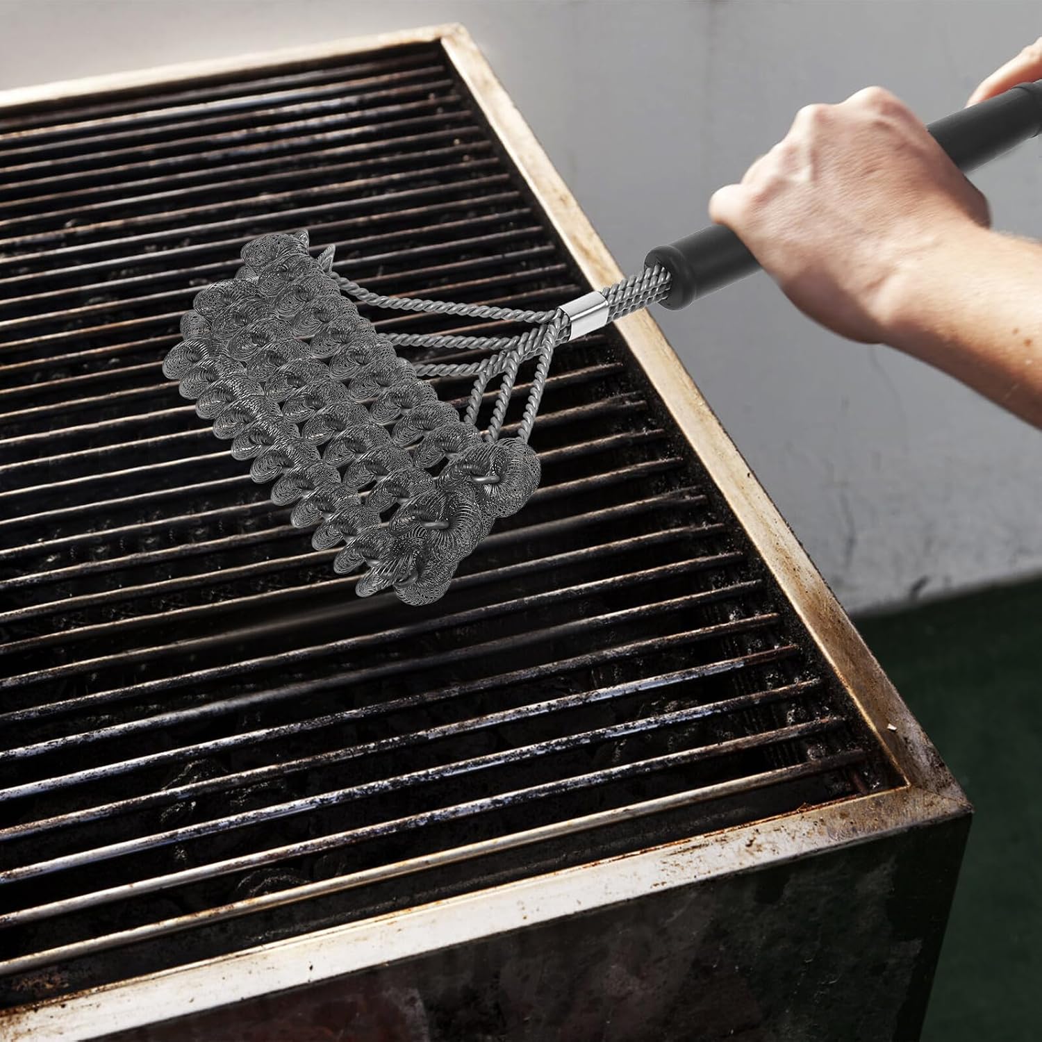 Reusable Stainless Steel Grill Cleaning Brush for Outdoor BBQ, Barbecue Accessory with Spiral Spring Wire Scrubber, Heavy-Duty Grill Cleaner for Camping and Kitchen Maintenance image 5