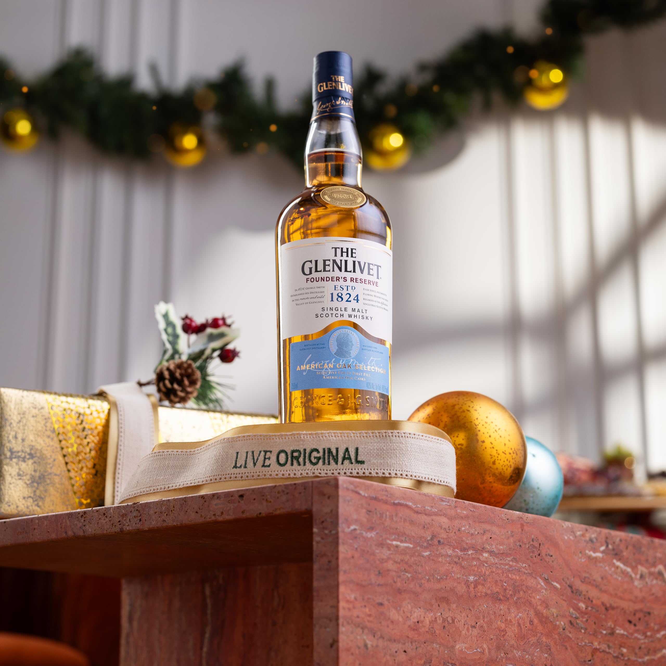 The Glenlivet Founder's Reserve Whisky, 700ml : Amazon.sg: Grocery