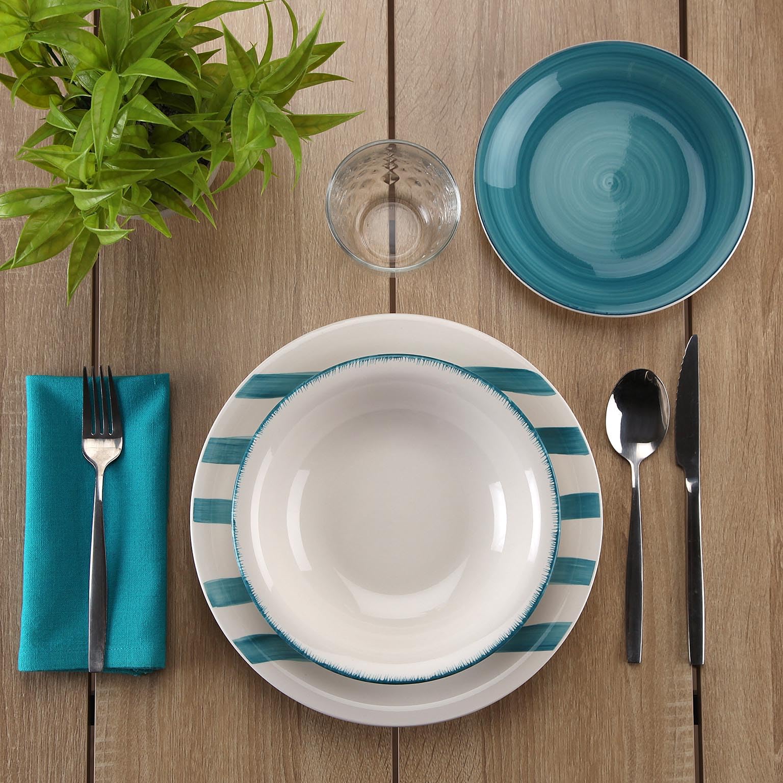 Service de Table Versa 18 pièces, Style Moderne, 3 x 26,5 x 26,5 cm, Porcelaine, Bleu