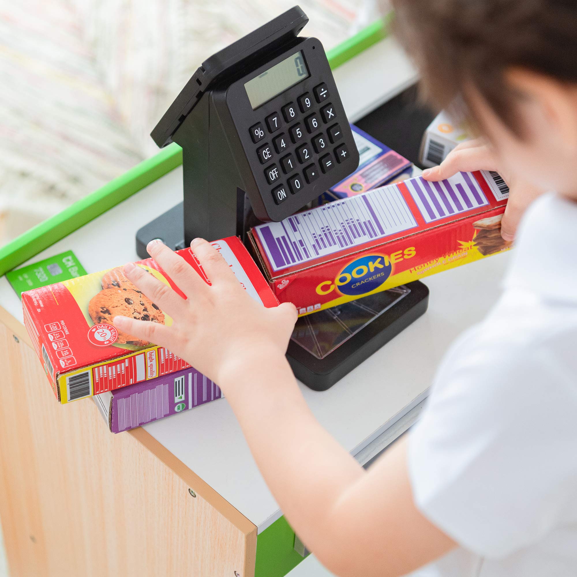 Teamson Kids Austin Holz-Lebensmittelladen Für Kinder Mit 26-Teiliges Zubehör Supermarkt Einkaufs-Fantasiespielzeug Mit Fließband TD-13206B
