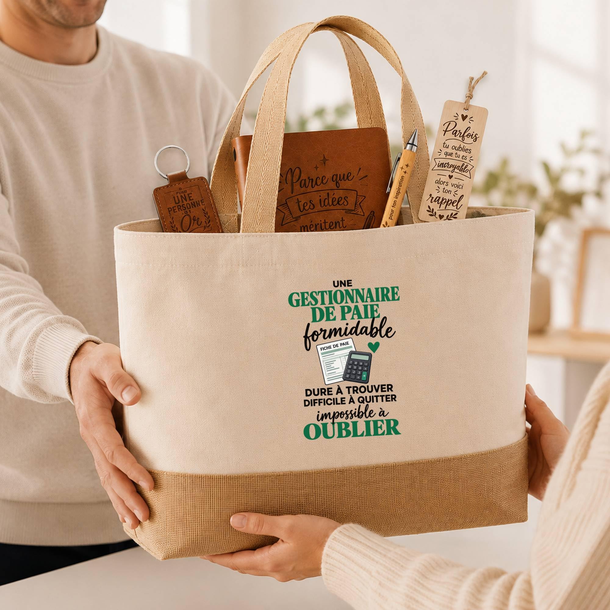 Otshirt Coffret Cadeau Gestionnaire de Paie Formidable | Sac Cabas Coton et Jute 18 L, Carnet, Stylo Bambou, Porte-Clés, Marque-Page | 5 Pièces | Idée Cadeau Ressources Humaines Noël Départ