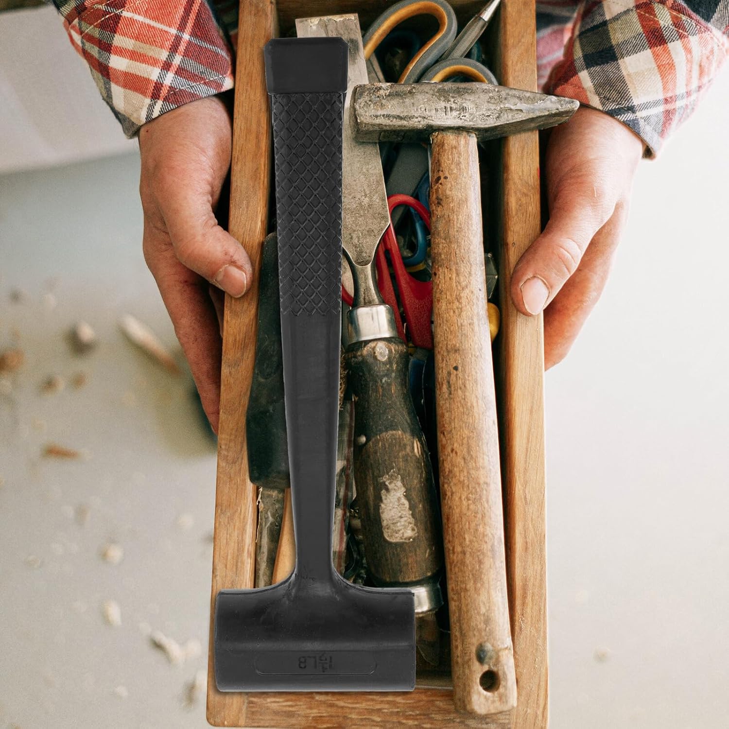 2 Pcs Anti-slip Rubber Hammers Shock-resistant Tile and Floor Installation Mallets with Ergonomic Handles Rubber and for Woodworking Construction and Automotive Use