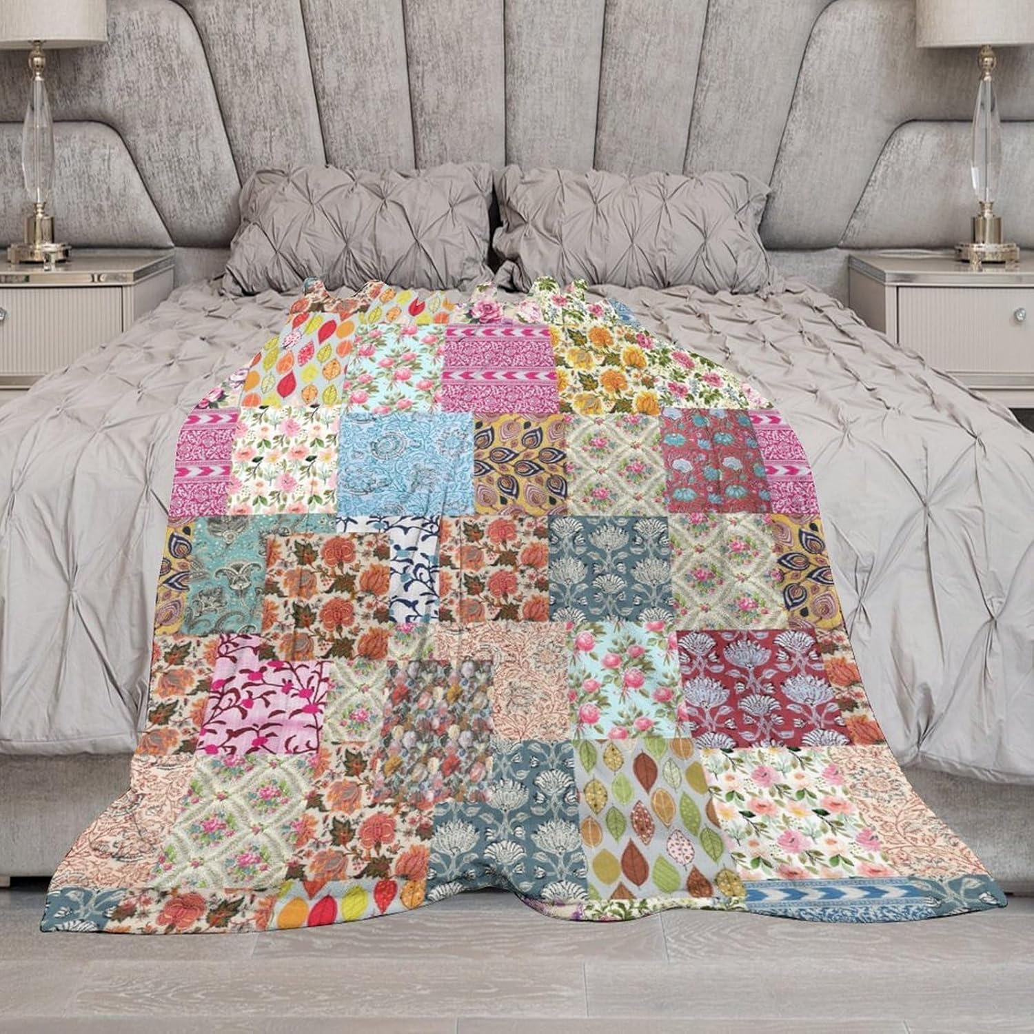 Boho Patchwork Flower Blankets, Vintage Paisley Stitching Floral Art Farmhouse Cottage Rustic Soft Warm Blankets for Couch, Sofa, Chair, Bed, Camping, Picnic, Travel 50x70in