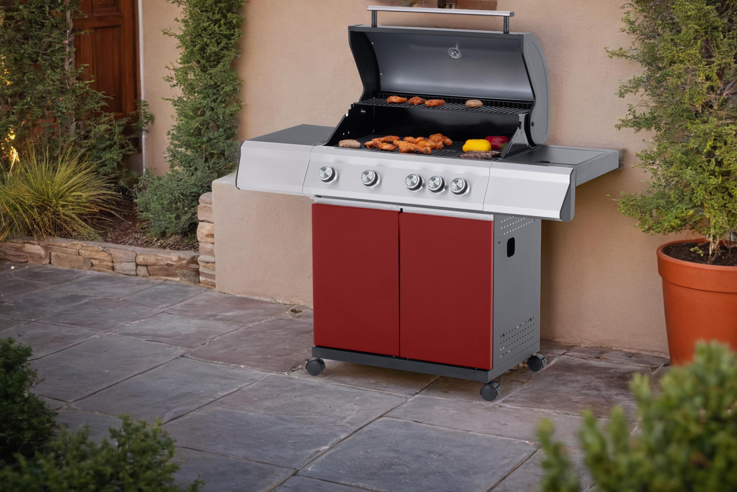 Tarrington House Barbecue a Gas Paxton, Acciaio/Acciaio Inox, 4 Bruciatori + 1 Fornello, Tavolino Laterale, Termometro, 4 Ruote, Rosso