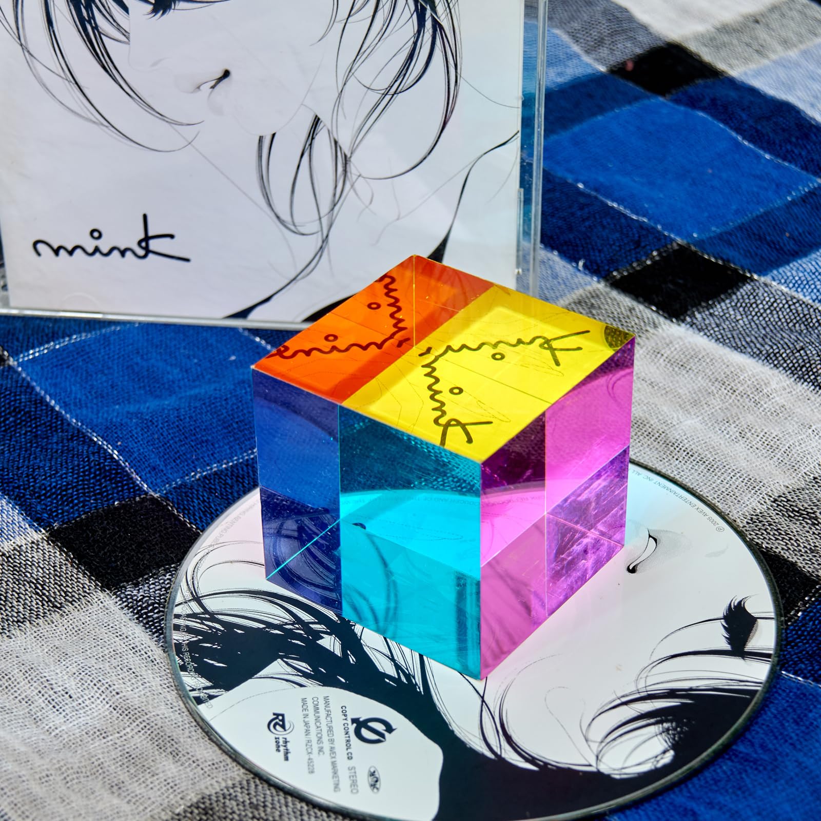 CMY Cube de mélange de couleurs, prisme en acrylique pour l'éducation physique, l'apprentissage et la décoration de bureau, jouets scientifiques et cadeaux pour enfants 80 mm