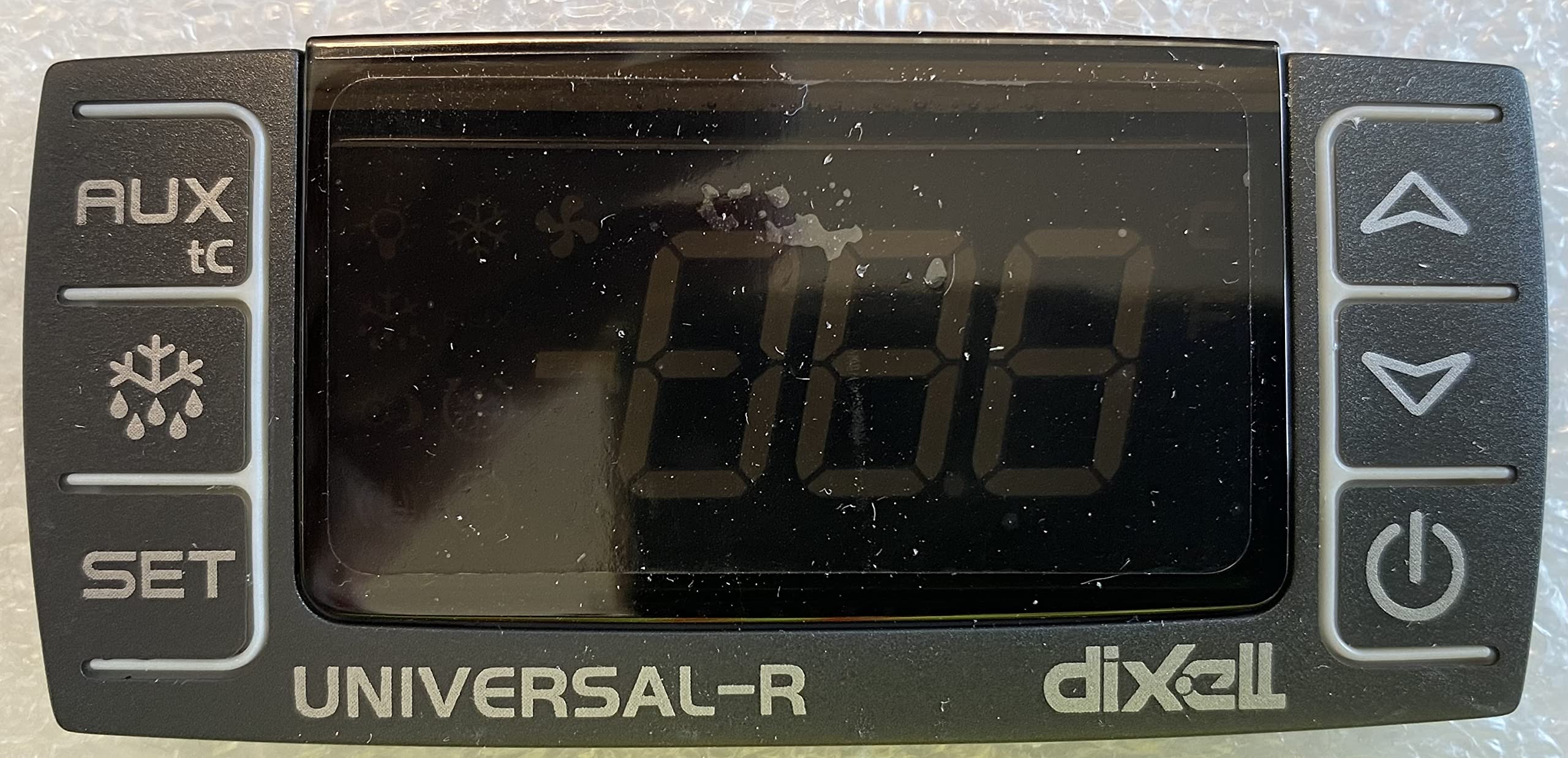 Universal R Controller Universal R Dixell