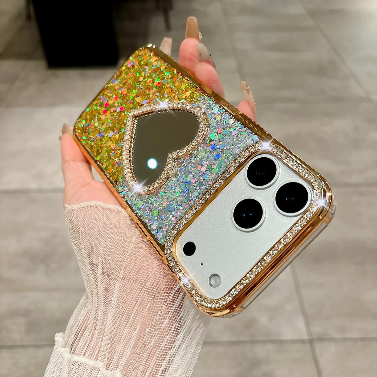 Coque iPhone 15 Pro miroir cœur diamant souple et chic