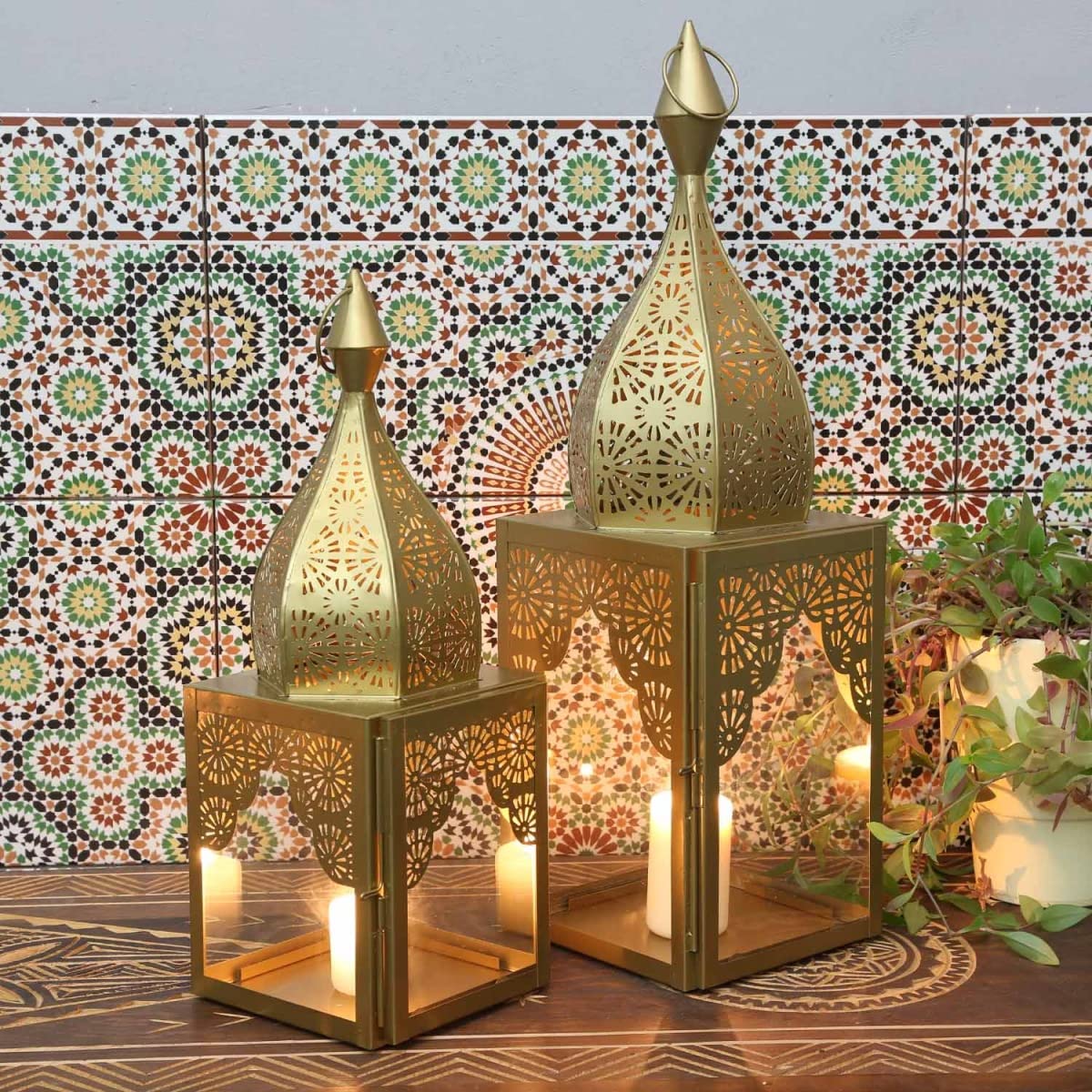 Casa Moro Lanterne orientale dorée Lot de 2 en verre et métal Forme minaret Lanterne marocaine en verre Bougeoir Photophore Décoration intérieure Modena L&M IRL645