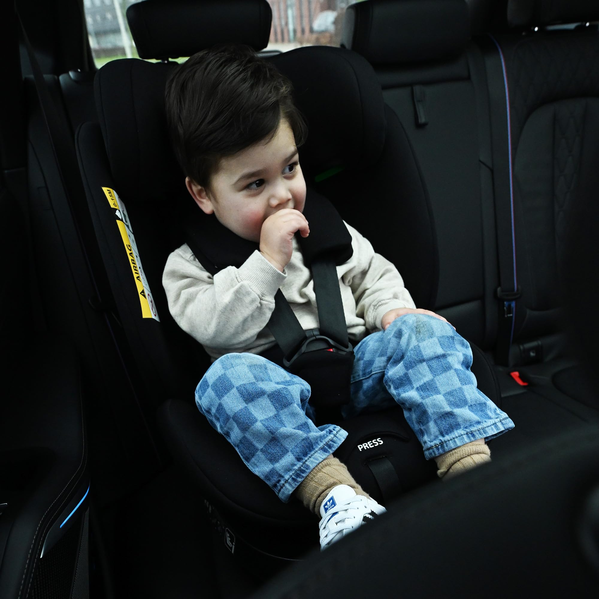 Deryan Carly Siège auto bébé, I-SIZE 40-150 cm, 360 Pivotant Isofix pour Groupe 0/1/2/3, Bébé de 0-12 ans, 0 à 36 kg Environ, ECE R129, 12 Positions d'Appui-tête, RWF, FWF Inclinaison (Noir)