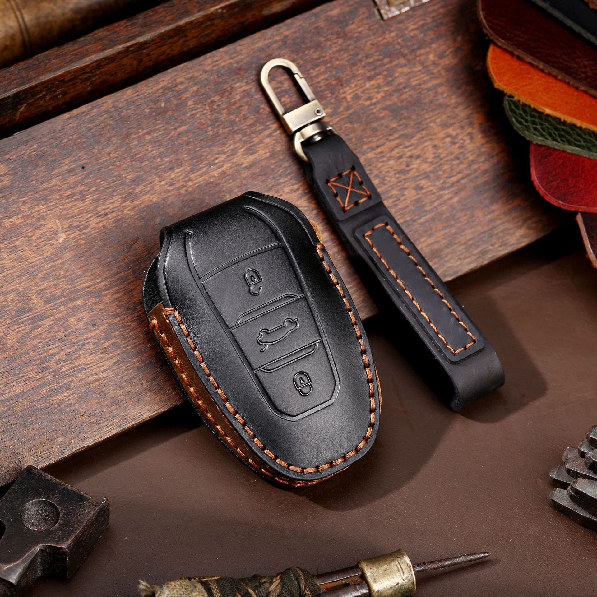 Custodia Portachiavi Auto In Lega Di Alluminio E Pelle – Compatibile Con Peugeot E Citroen (Modelli 3 Tasti, Keyless Go) – Colore Nero, Con Fibbia Metallica E Portachiavi Incluso
