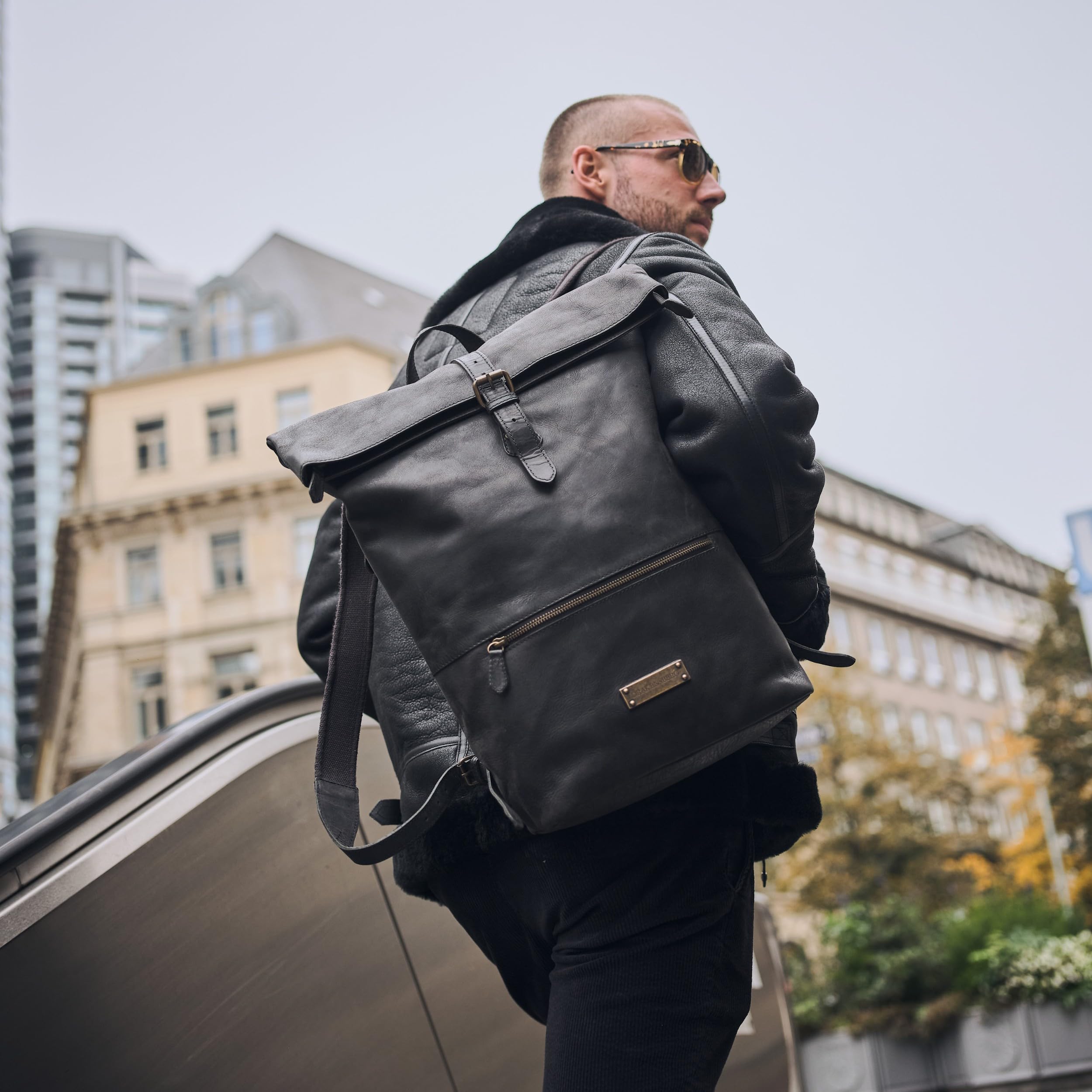 DRAKENSBERG Leder Roll-Top Rucksack 'Ryan' 16" Laptopfach, Damen, Herren, Vintage-Tagesrucksack, groß, bis 25L - Schwarz, DR00368
