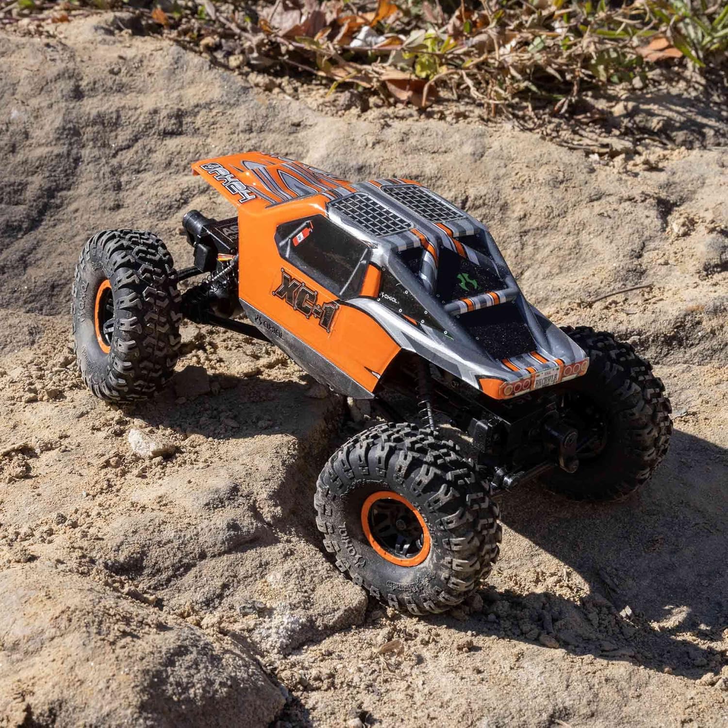 Axial RC Truck 1/24 AX24 XC-1 4WS Crawler Brushed RTR (Includes Everything Needed No Other purchases Required), Orange, AXI00003T2 - Image 5