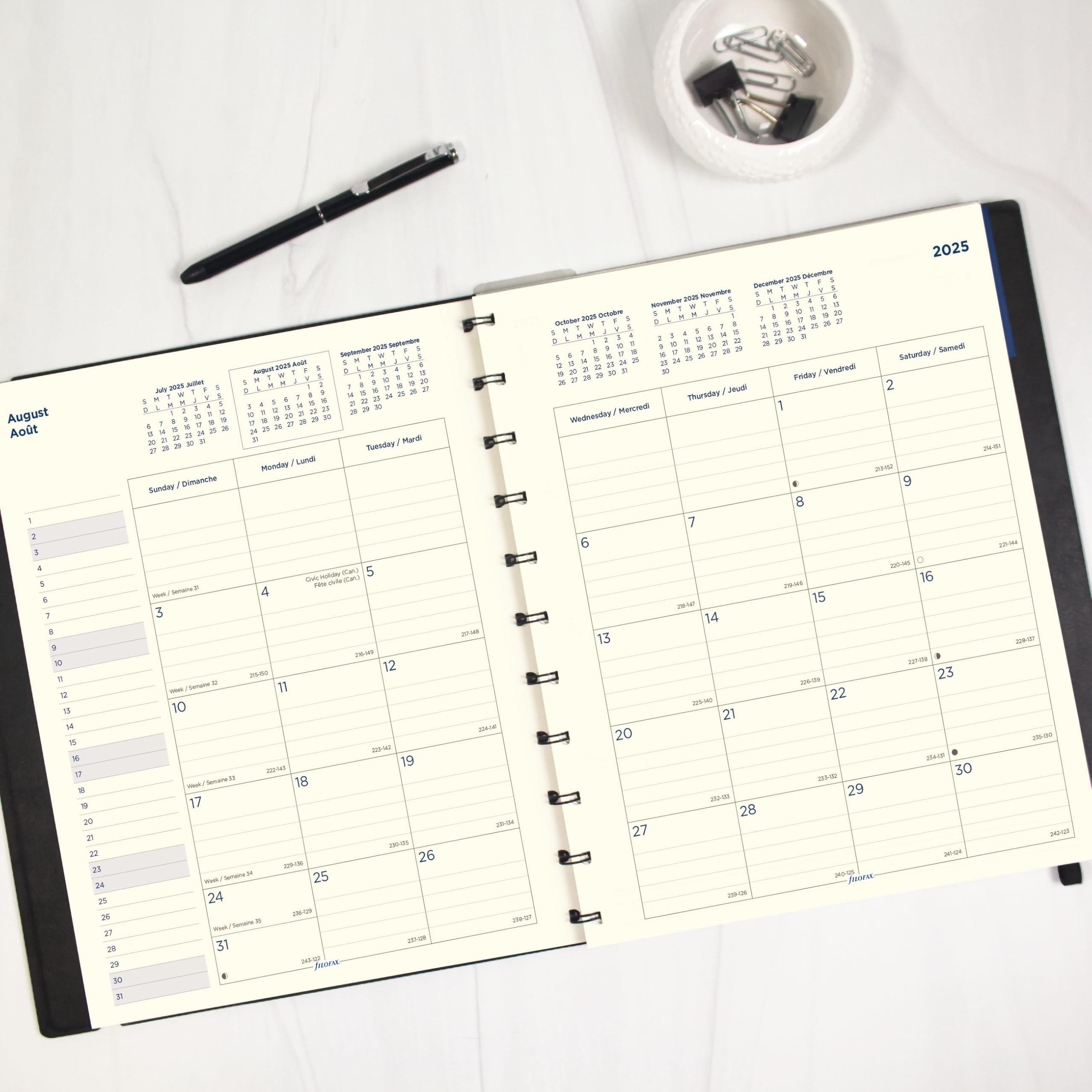 Filofax® Agenda mensual 2027, 17 meses, de agosto de 2026 a diciembre de 2027, encuadernación de doble alambre, bilingüe, 27.6 x 21.6 cm, color negro (C1811001)