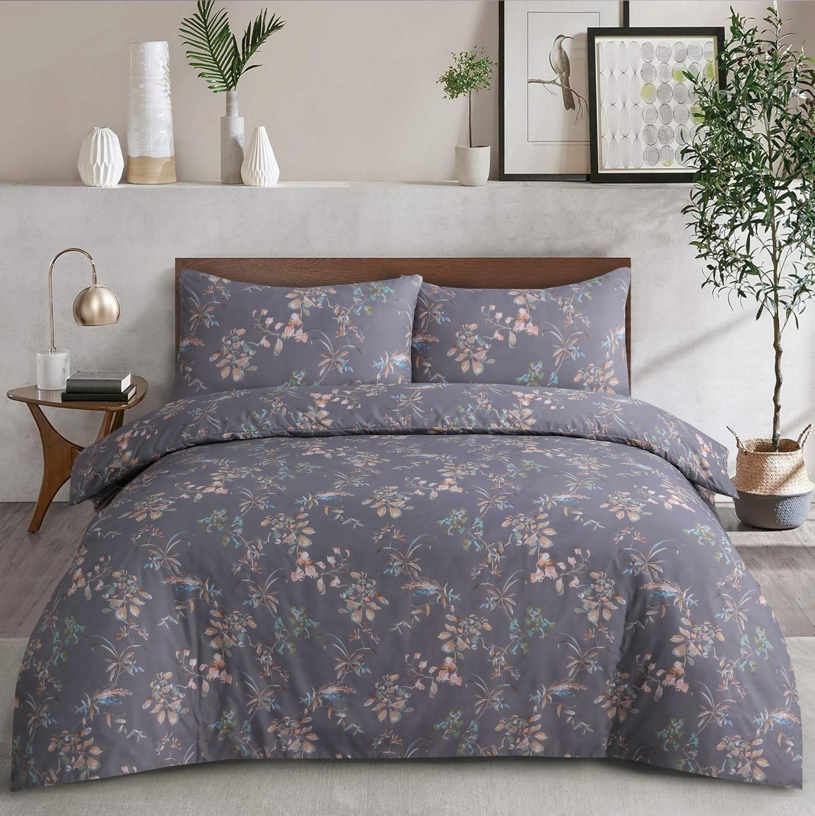 THREAD & TAILOR Floral Duvet Cover Set Double Bed 4 Piece, Soft Microfiber Bedding Set with Pillowcases & Fitted Sheet, Breathable Quilt Cover, Modern Flower Double Duvet Set UK (Elegance, Double)