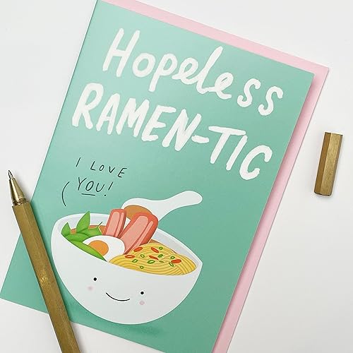 Miniatura 3 de Old English Co. - Divertida tarjeta de aniversario de Ramen-tic sin esperanzas, bonita tarjeta de juego de palabras para esposa o esposo, tarjeta de