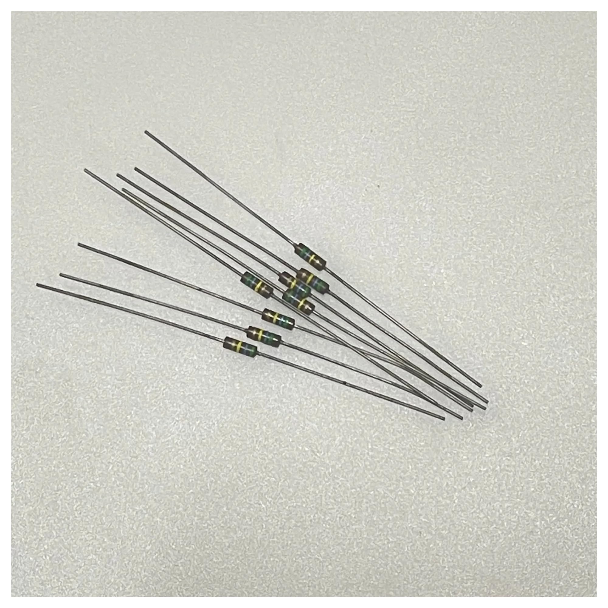 LEOTNNDQ 10pcs 1/4W 560K coupling resistor