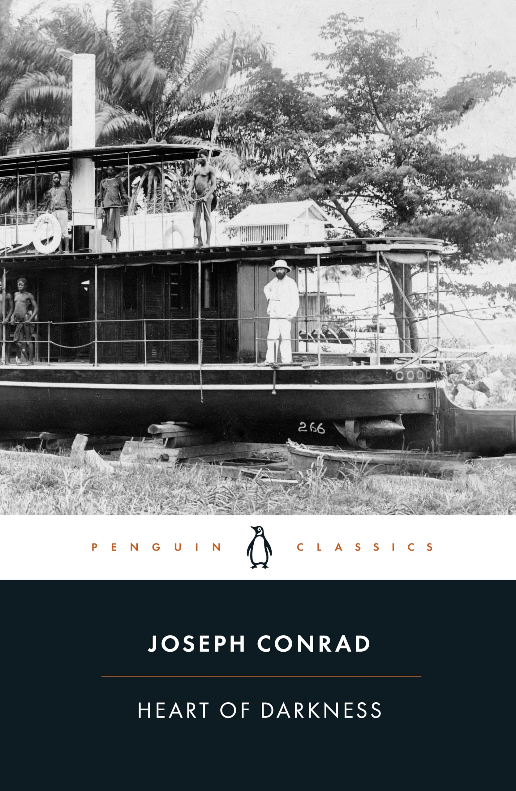 Heart of Darkness: Joseph Conrad (Penguin Classics)