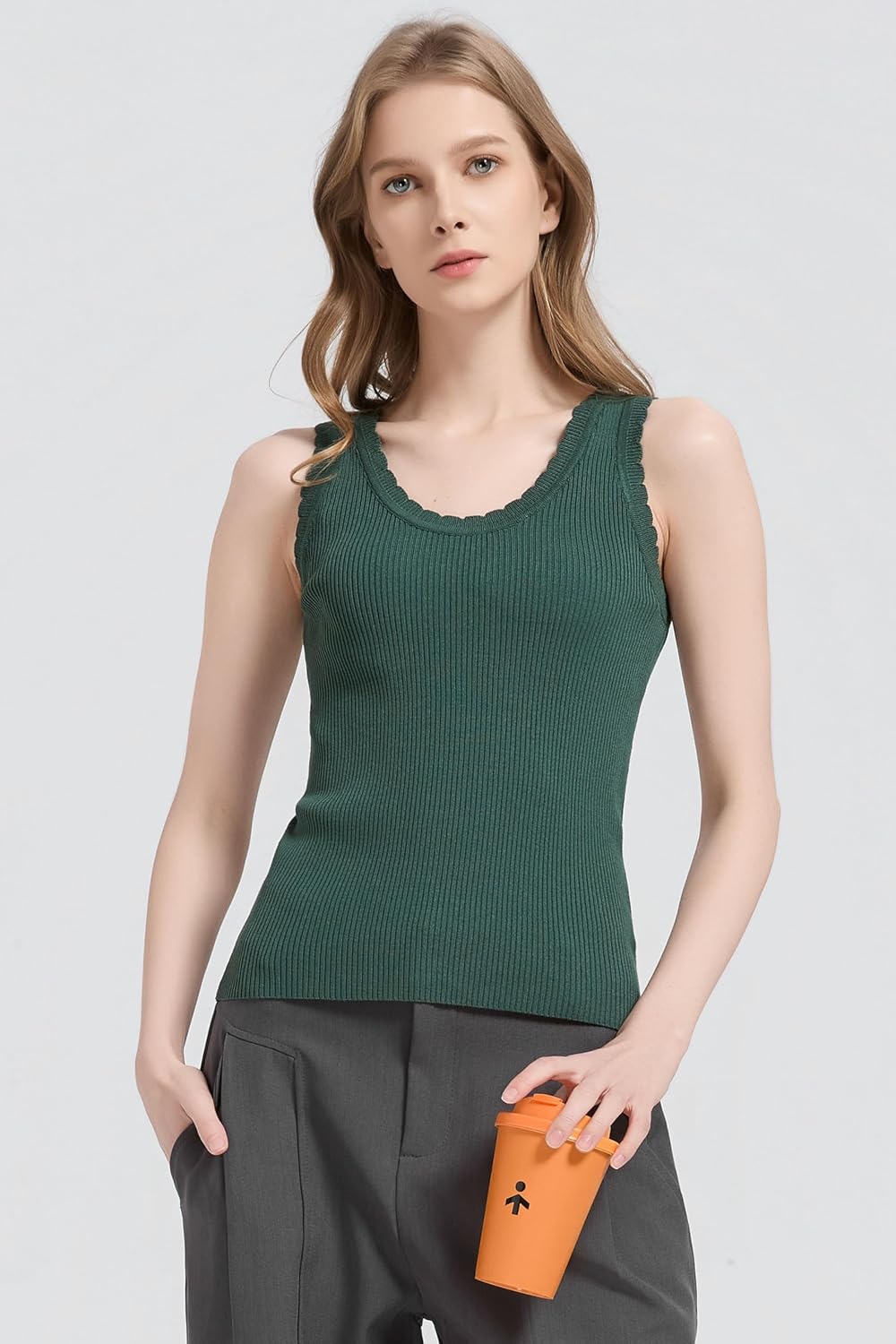 Orolay CHIIONE Womens Ribbed Tank Top Soft Knit Sweater Shirt Scalloped Trim Sleeveless Top Fitted Summer Undershirt - Image 5