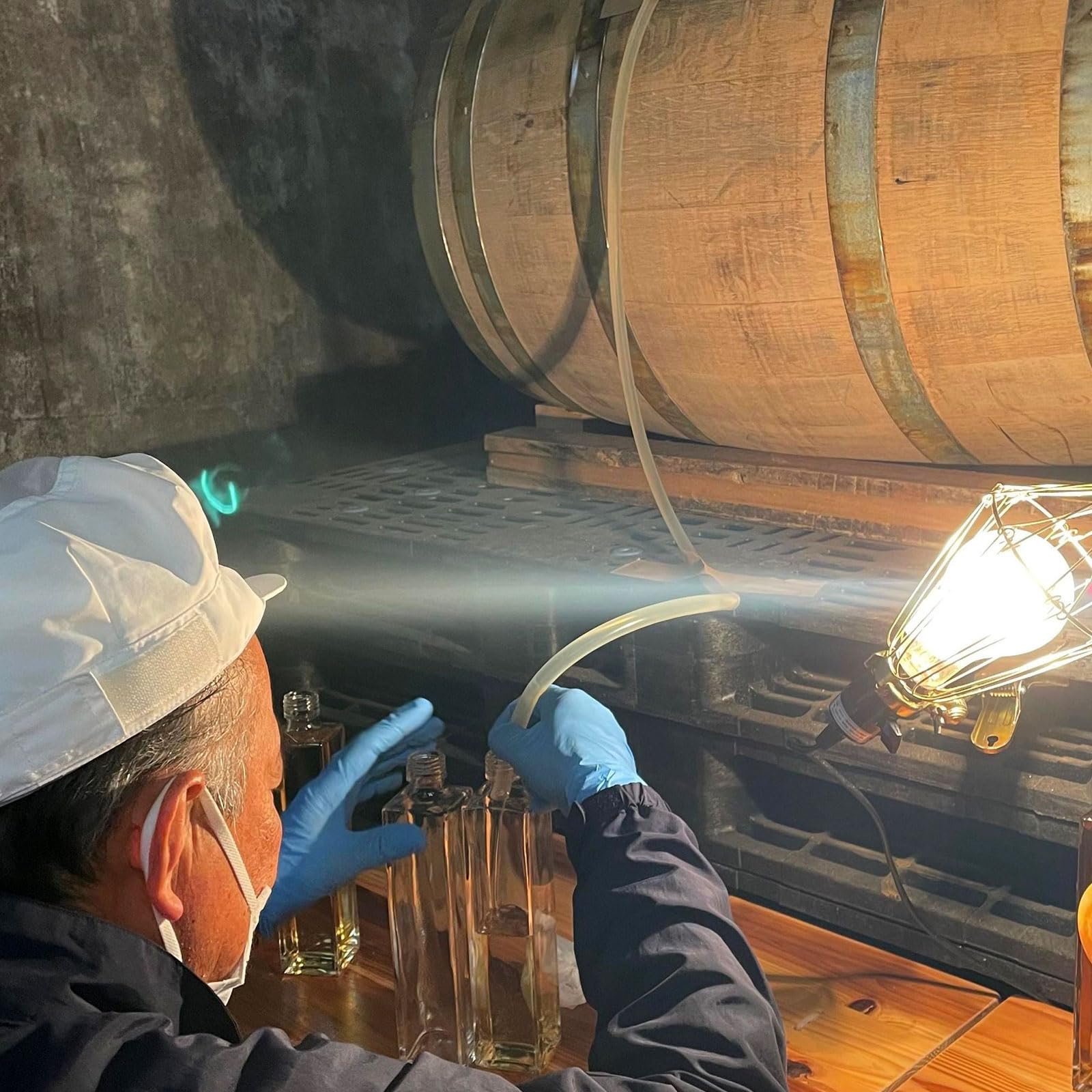 Amazon.co.jp: 鳴門鯛 霧造り大古酒 シェリー樽仕上げ【写楽 浮世絵