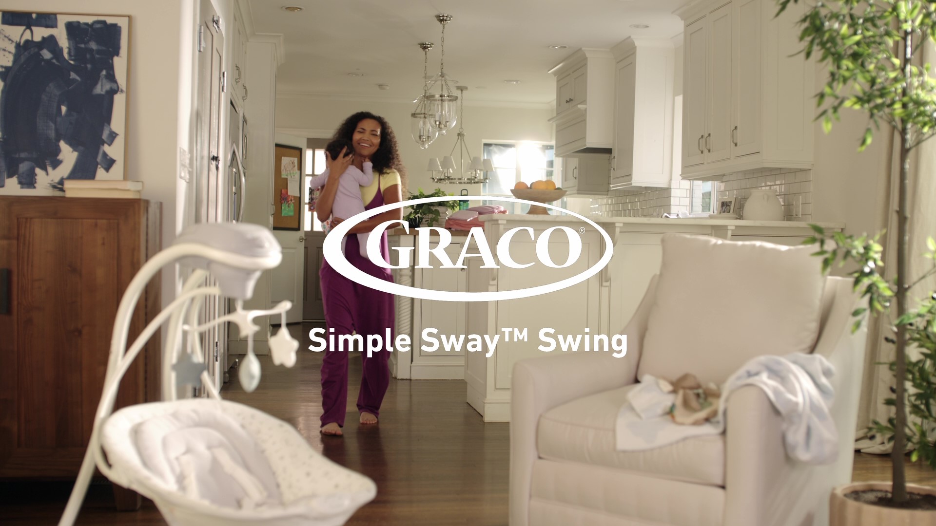 電動スイング　GRACO Amazon.com : Graco Simple Sway Baby Swing, Side‑to‑Side Sway