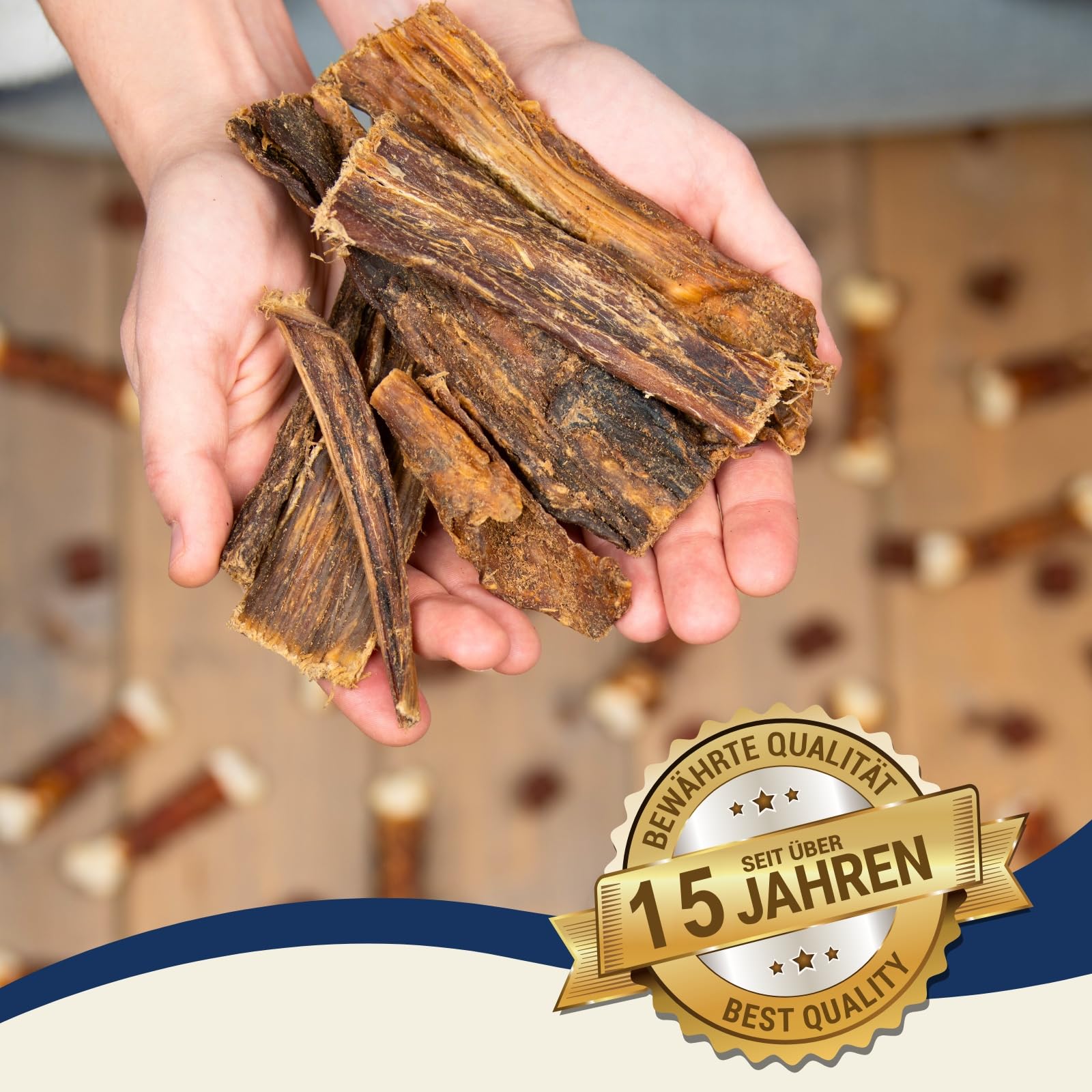 Lyra Pet® 5 kg Rinderdörrfleisch Chips getrocknet in 30 L Tonne | Naturbelassener Kauartikel vom Rind – Proteinreiches Leckerli – Herzhaft & gut verträglich – Schonend getrocknet