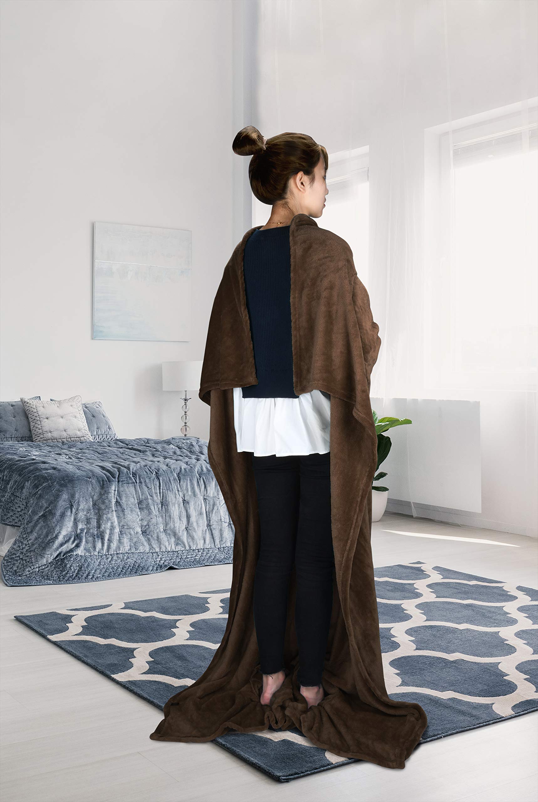 Classy Wearable Snuggle Blanket with Sleeves and Foot Pocket, Soft Cosy
