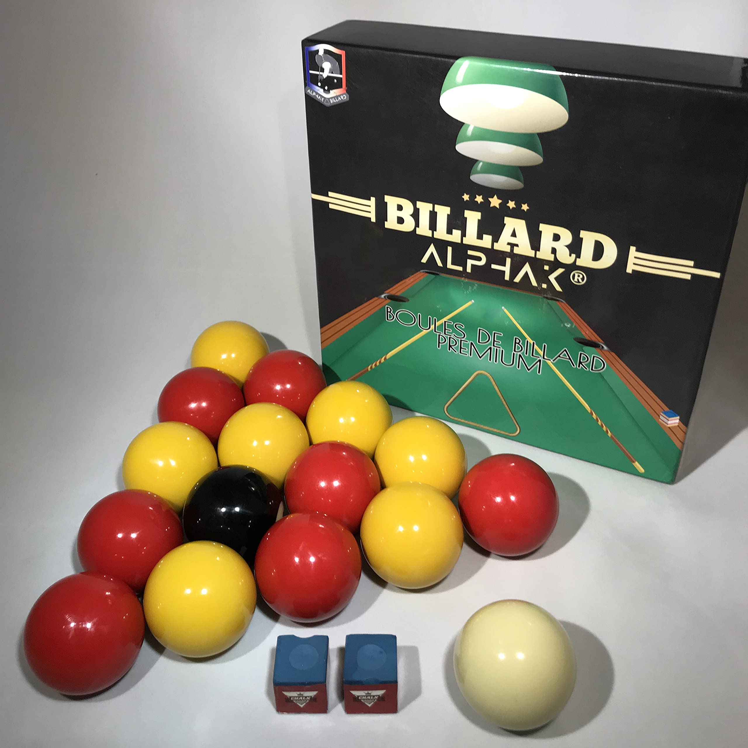 AlphaK Boules de Billard Officiels de Jeu Anglais – Set de 16 Billes Jaune et Rouge de Taille réglementaire 50.8mm + 2 craies Bleues – Accessoires Professionnels de Snooker 5,1cm