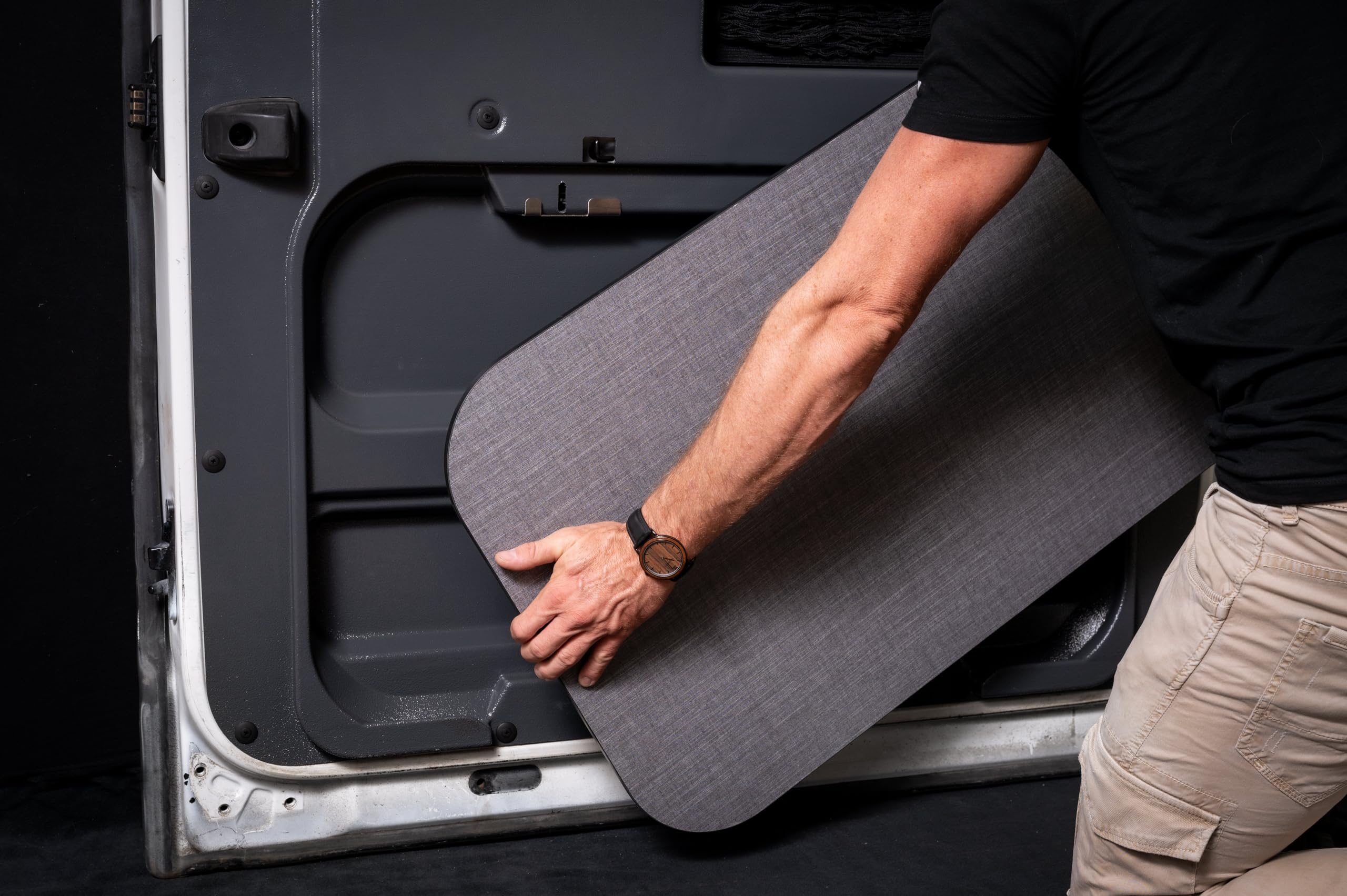 Panneau de porte coulissante avec table de camping intégrée pour VW T5, T6, T6.1, solution d'aménagement intérieur gain de place, table robuste et résistante aux intempéries, installation sans perçage