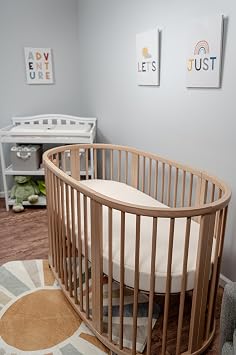 Naturepedic Oval Baby Crib Mattress - Lightweight Infant & Toddler Mattress - Waterproof Bed Mattress for Crib - Non-Toxic Mattress for Baby Bed V3 (27.5 x 53.7 x 3)