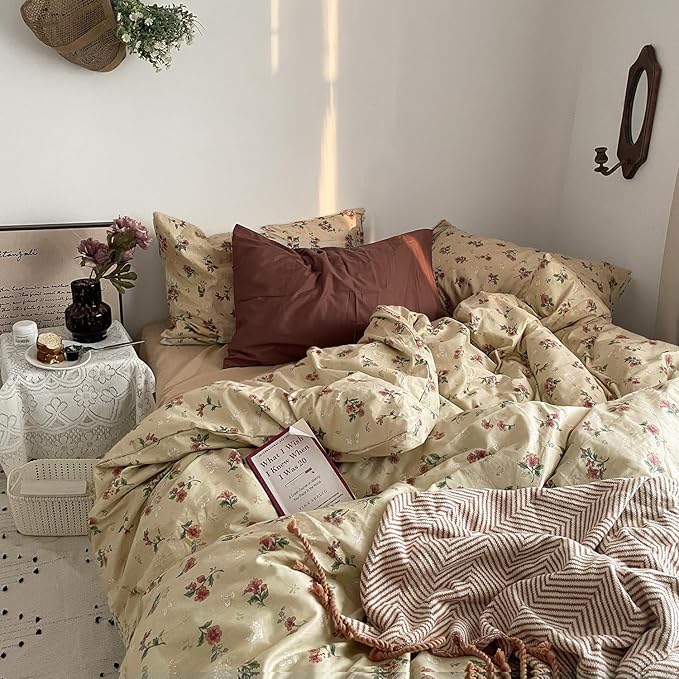 MKXI Yellowish Beige & Red Floral Duvet Cover Set Queen Size - 3 Piece Vintage Country Bedding Set with Floral & Green Leaf Patterns, 100% Cotton Soft Aesthetic Duvet Cover with Ties & Pillowcases