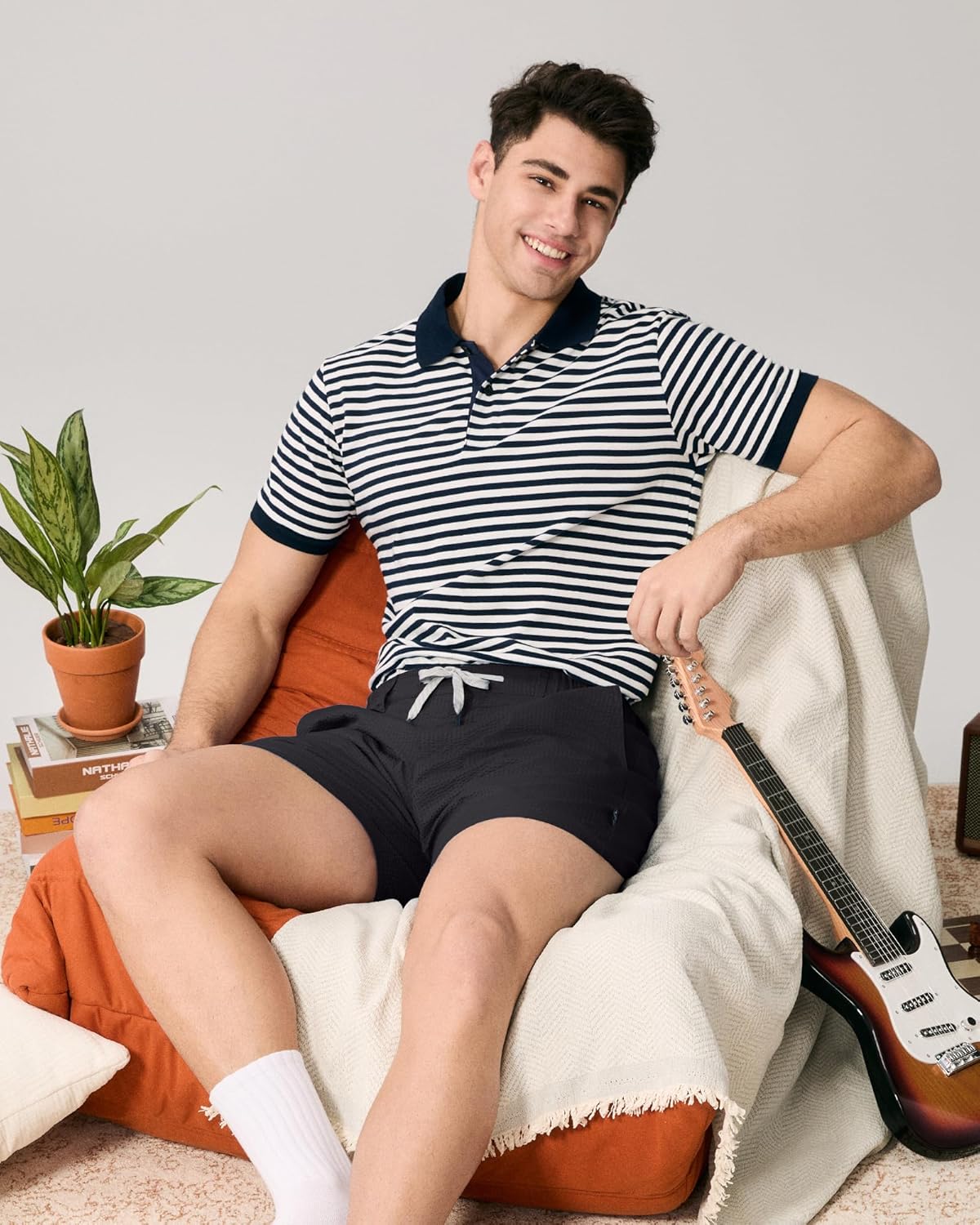 maamgic Mens Seersucker Shorts with Compression Liner, Men's 5.5 Inch Casual Shorts for Daily, Gym, Travel & Beach - Image 2