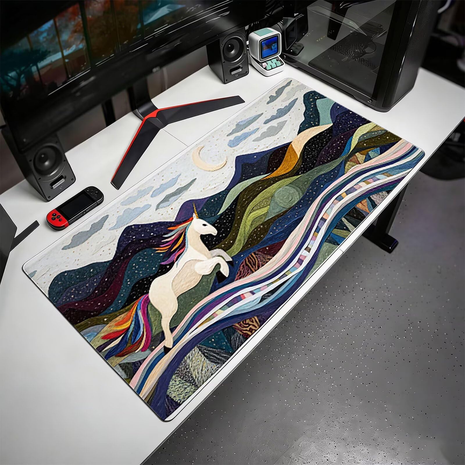 Tappetino Mouse XXL, 70x140cmx3mm Mouse Pad Impermeabile Grand, Gaming Tappetino Per Mouse, Base Antiscivolo in Gomma, Accessori Scrivania, Ufficio Accessori, Strada Cavallo Bianco JX6B-124