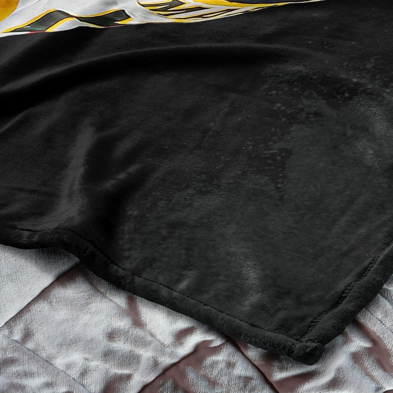 Northwest NHL Boston Bruins Silk Touch Throw Blanket, 50" x 60", Brad Marchand