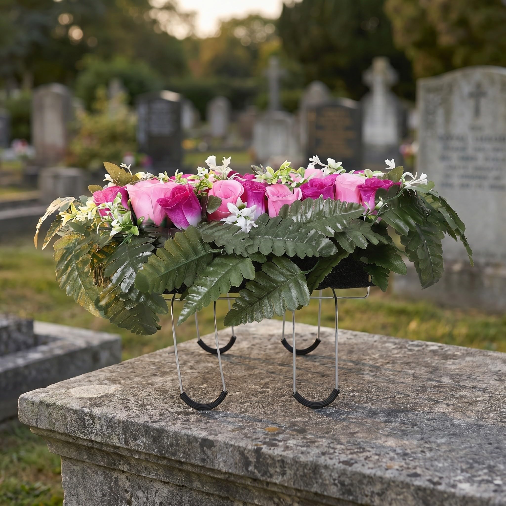 Operitacx Fleurs artificielles pour cimetière, Bouquets de Roses en Soie artificielles pour la décoration de tombes extérieures, résistantes aux intempéries et aux Couleurs éclatantes.