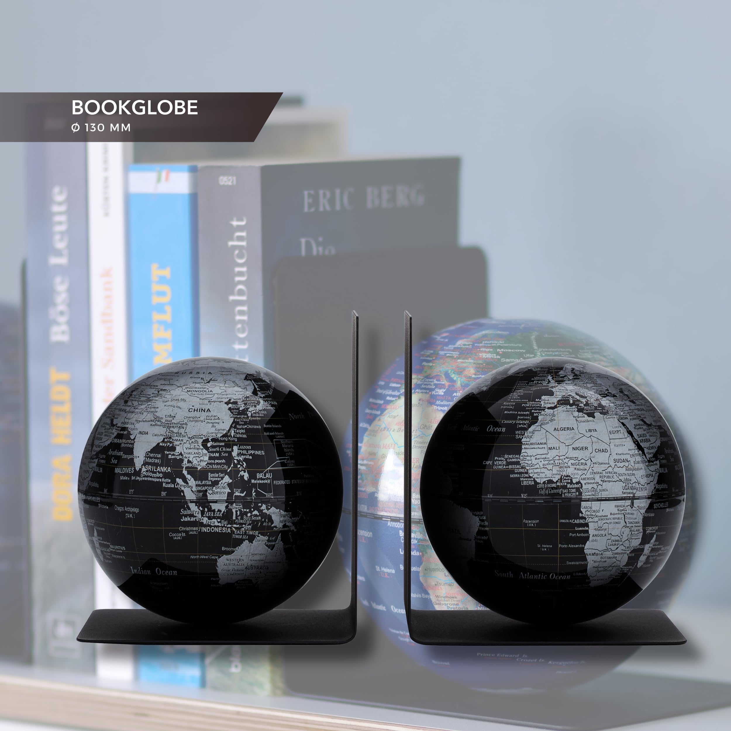 TROIKA Globus Buchstützen aus Metall BOOKGLOBE Ø 13 cm magnetisch balancierte Globen schwarze Meere & matte silberfarbene Landflächen, zusammen 1,2 kg - im hübschen Karton ideal zum Verschenken