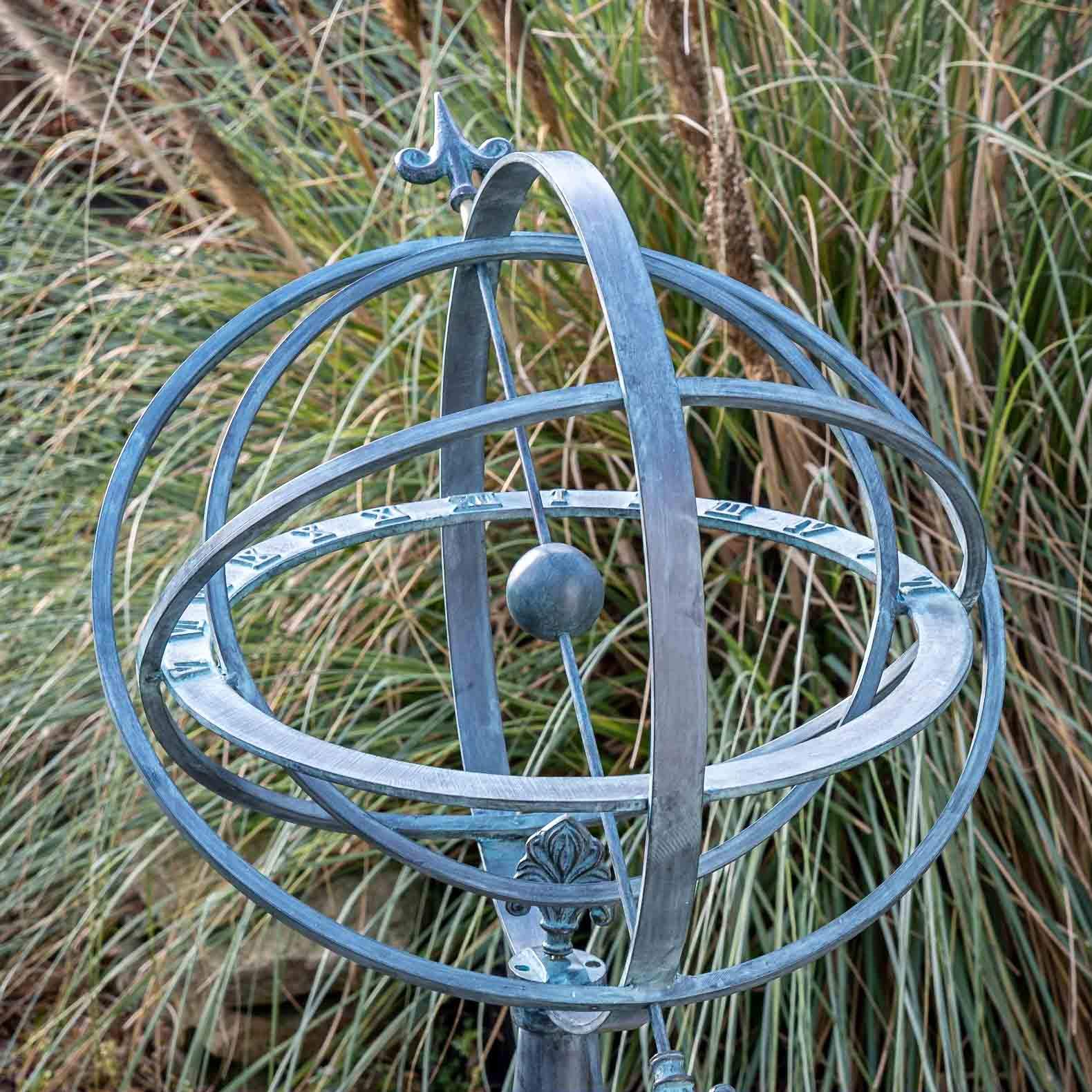 IDYL Zegar outdoorowy z brązu z zegarem słonecznym – wysokiej jakości i rzucający się w oczy | nr 0107 | 74 x 47 x 47 cm