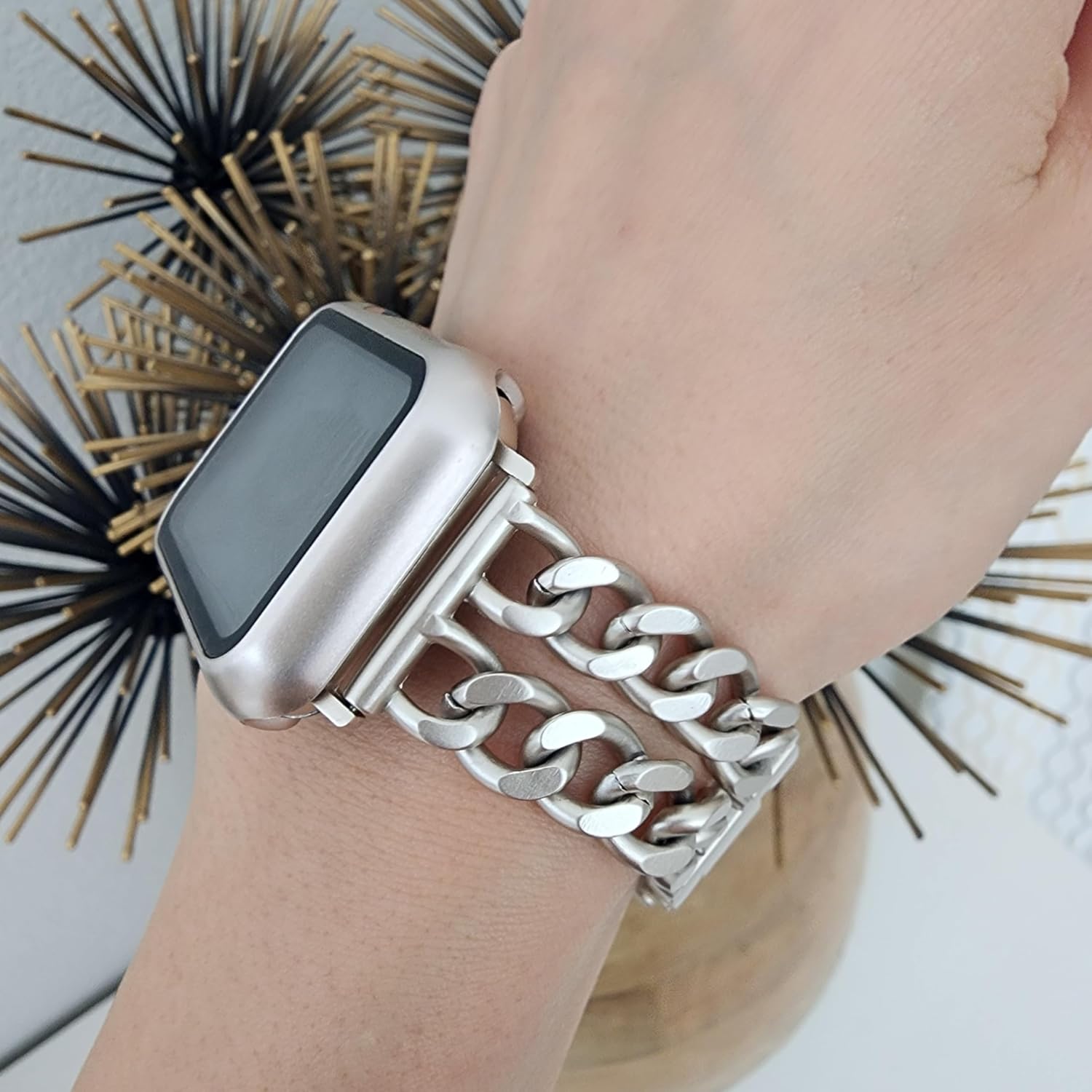 Gold Metal Bands Compatible With Apple Watch Band 38mm 40mm 41mm 42mm 44mm 45mm 46mm 49mm Stylish Chain Bracelet for iWatch Series 11 10 9 8 7 6 5 4 SE/Ultra 3 2 1
