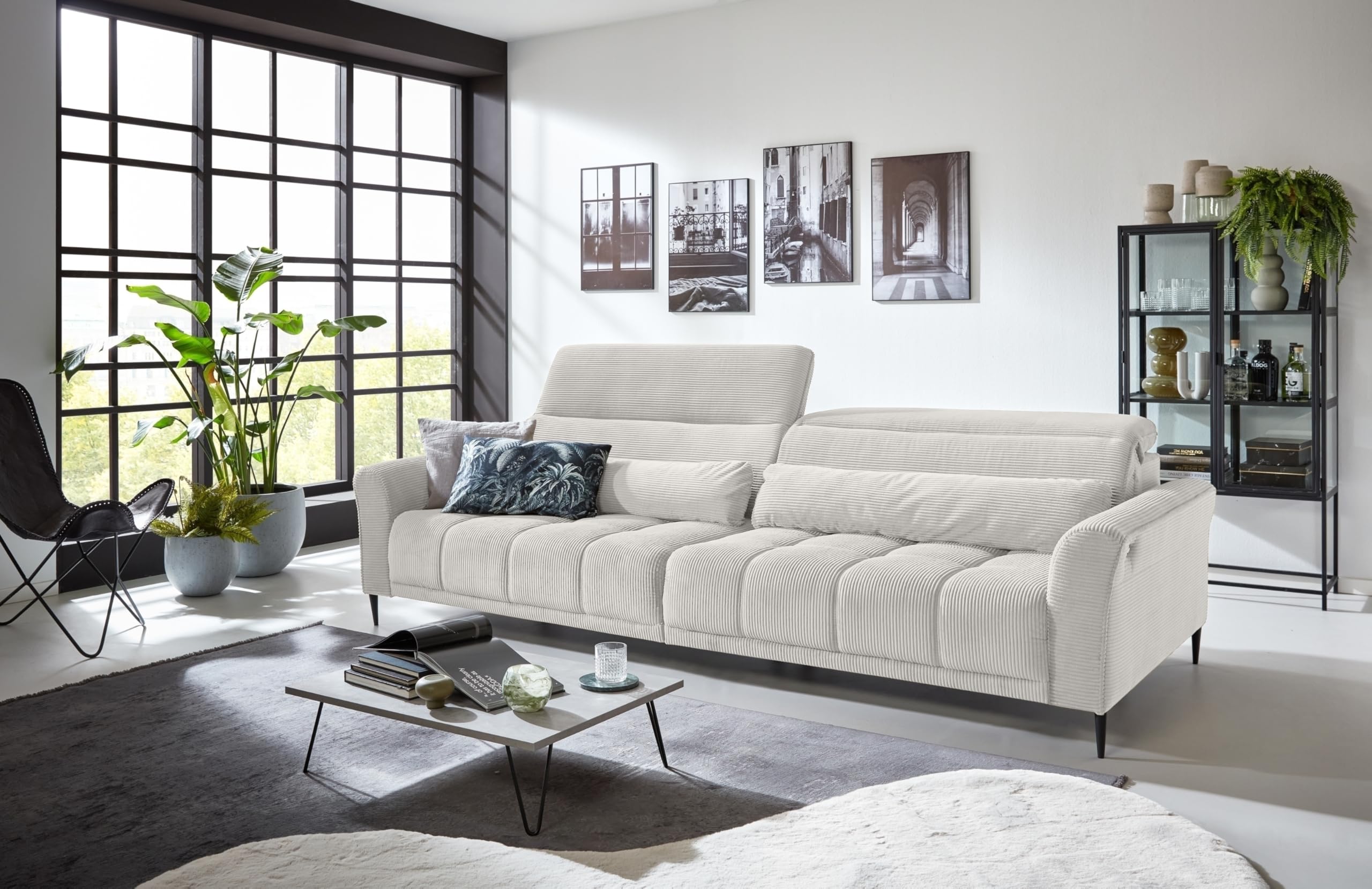 Big-Sofa >Wolve< in taupe, 2 elektrische XXL-Sitztiefenverstellungen, Nosagunterfederung, Polyätherschaum, 2 manuell verstellbare Kopfteile, inkl. 2 Zierkissen (Nierenkissen), 280x108x118 cm (BxHxT)