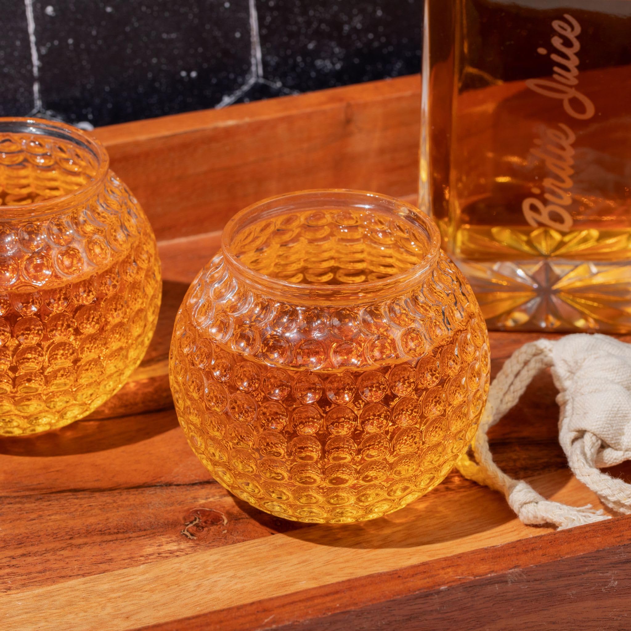 Birdie Juice zestaw do whisky golfowej z kryształowymi szklankami do whisky, zestawem karafek, chłodzącymi piłeczkami golfowymi, szczypcami, woreczkiem do przechowywania, piersiówką na sok Birdie i