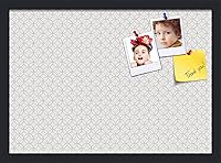 Vista 16 de PinPix Tablero de anuncios de corcho de 20 x 14 pulgadas. Este tablero decorativo enmarcado viene con diseño de círculos B W y un marco negro