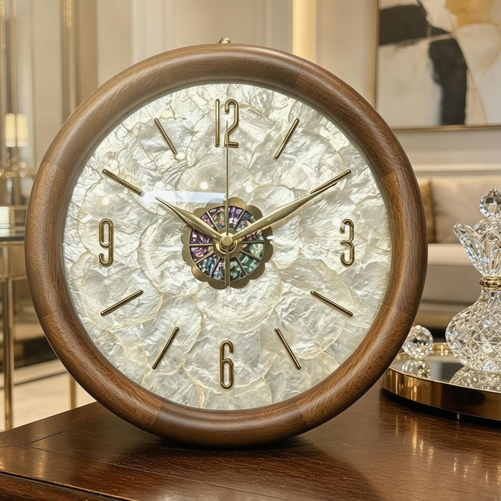 Baoblaze Reloj de Mesa Redondo Reloj Decorativo Reloj de Reloj de Estantería con Marco de Vetado de Madera y Esfera Nacarada con Números en Relieve Adecuado, Style to 1