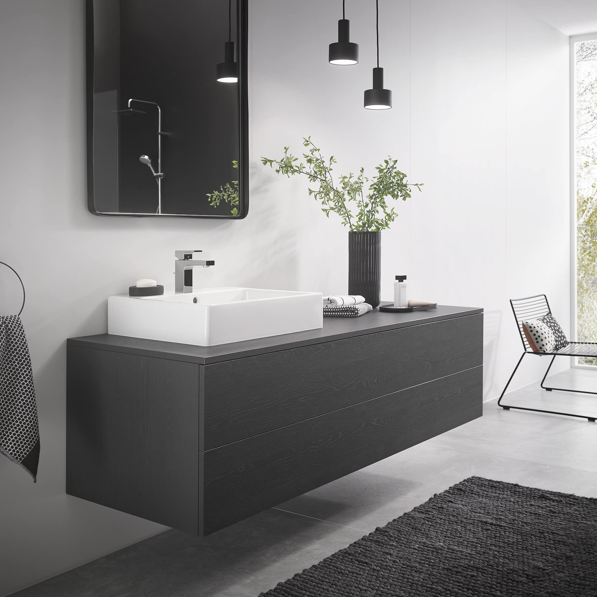 hansgrohe Waschtischarmatur Vernis Shape, Wasserhahn Bad mit Auslauf Höhe 100 mm, mit Zugstange, Badarmatur wassersparend, Chrom