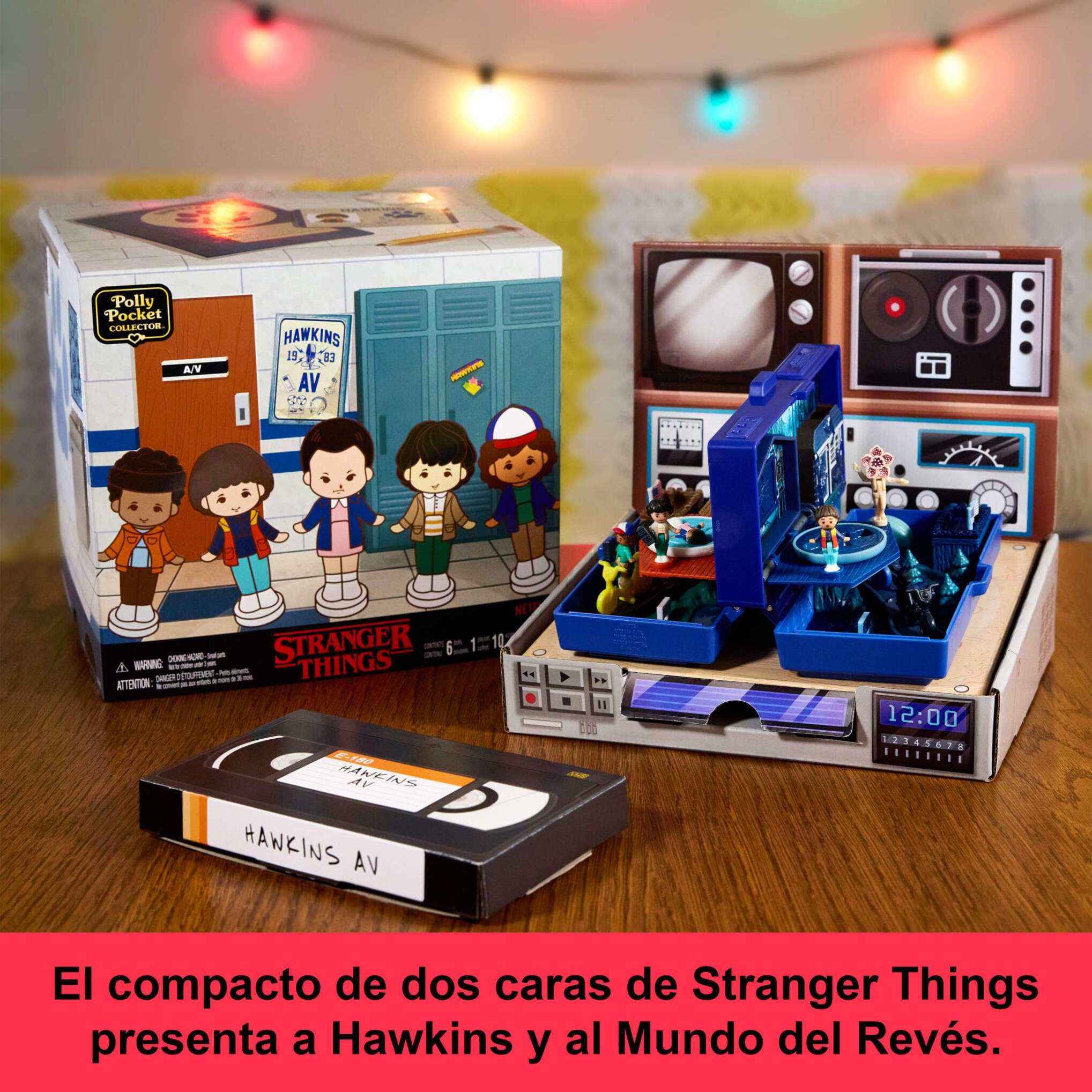 Polly Pocket Estuche Stranger Things con forma de walkie talkie con 6 mini muñecos y 10 accesorios, juguete para coleccionistas inspirado en la serie, +4 años (HWP22)
