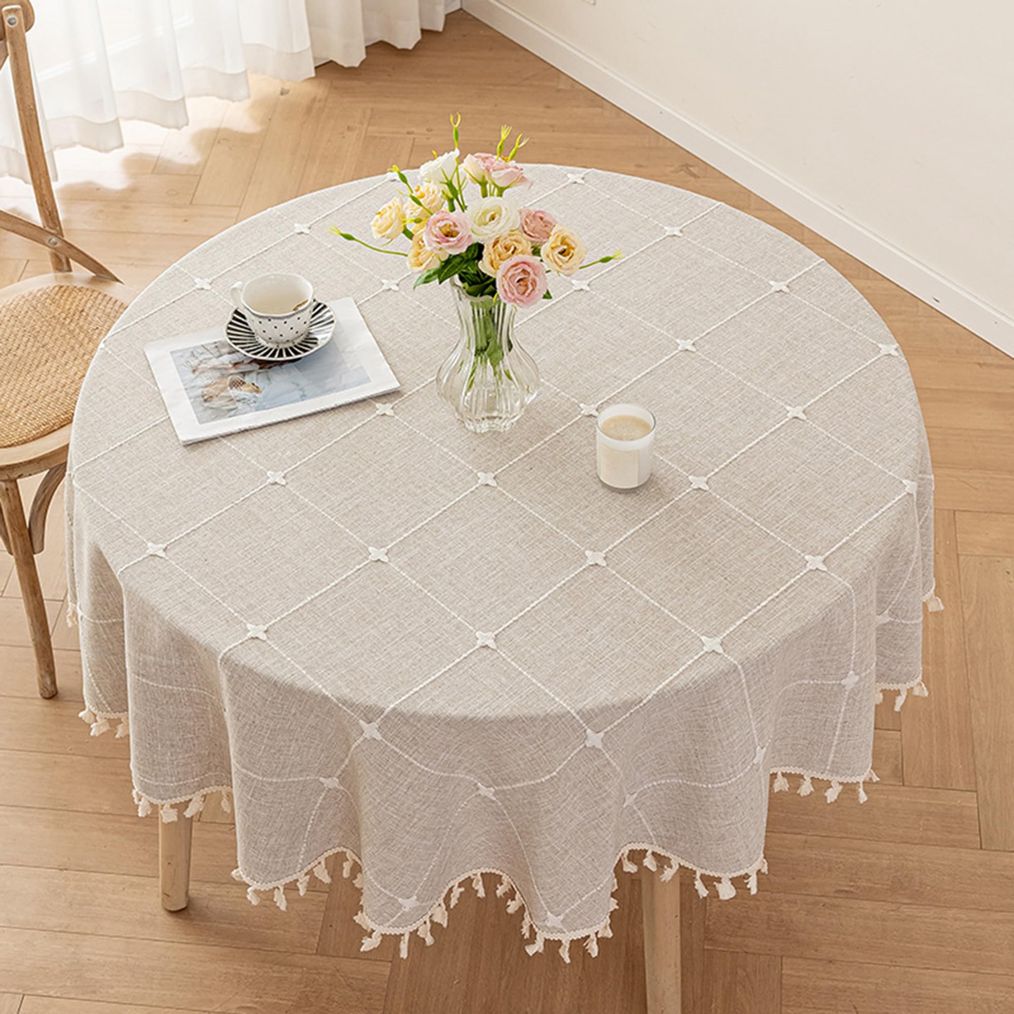 XIEMINLE Round Table Cloth Stain Resistant, Washable Polyester Tablecloth with Tassel Design, Circular Dining Table Cover for Kitchen Party Picnic, Machine Washable (90x90cm,Coffee)