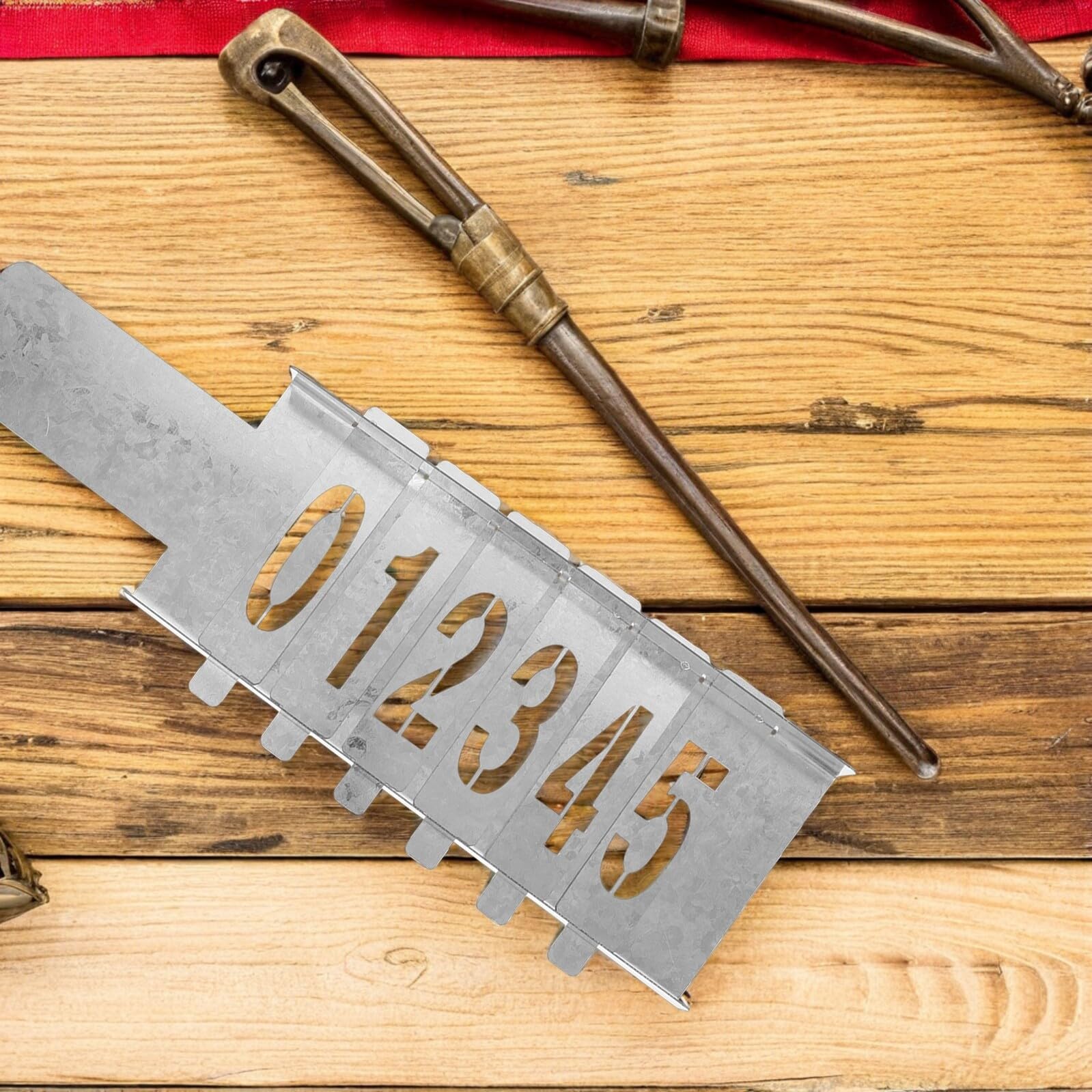 COHEALI Stencil Numerici in Ferro Argento con 6 Fessure, Modelli Traforati Resistenti per Pittura Decorativa su Cassette Postali e Segnaletica Indirizzi
