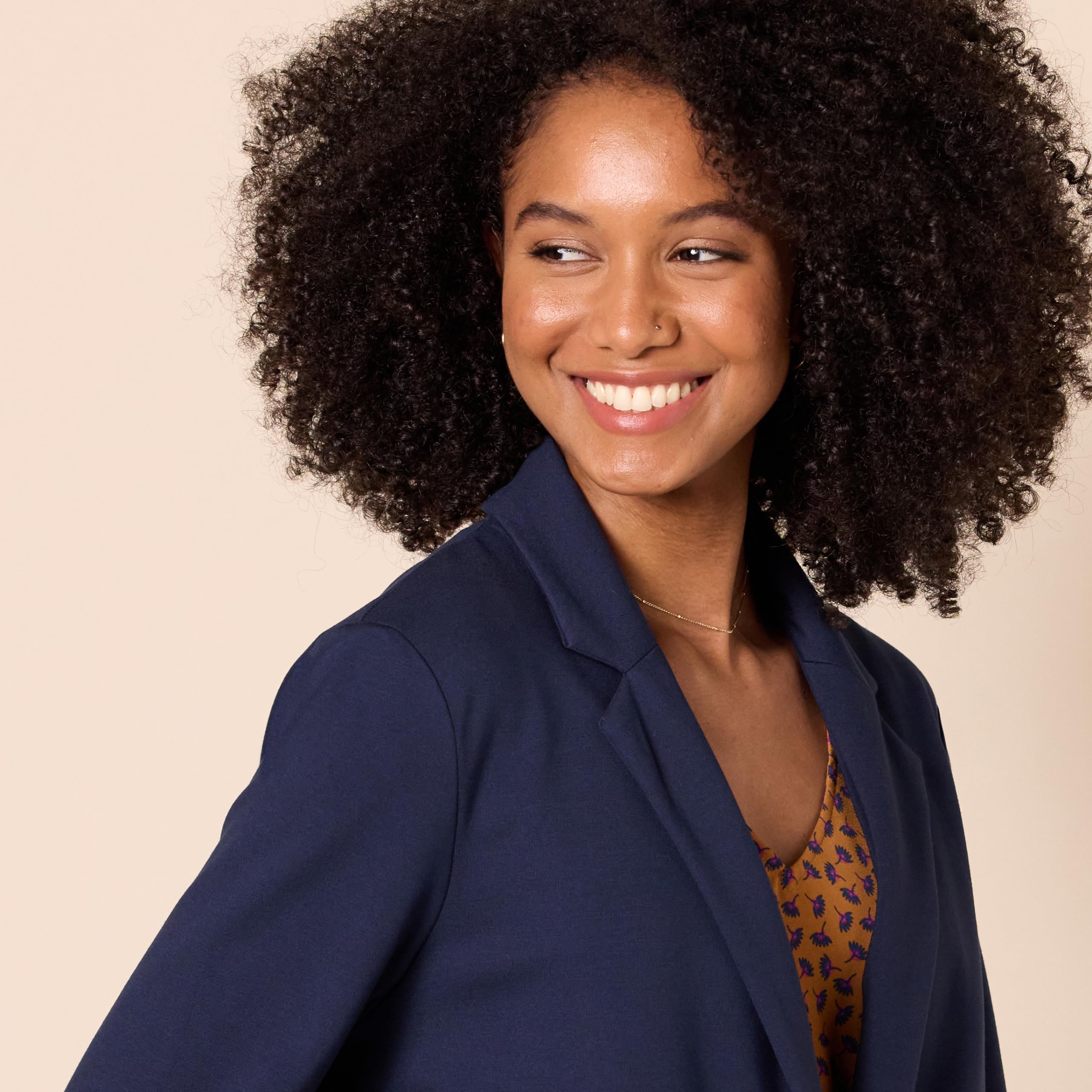 Amazon Essentials Donna Blazer in tessuto Ponte morbido, vestibilità comoda