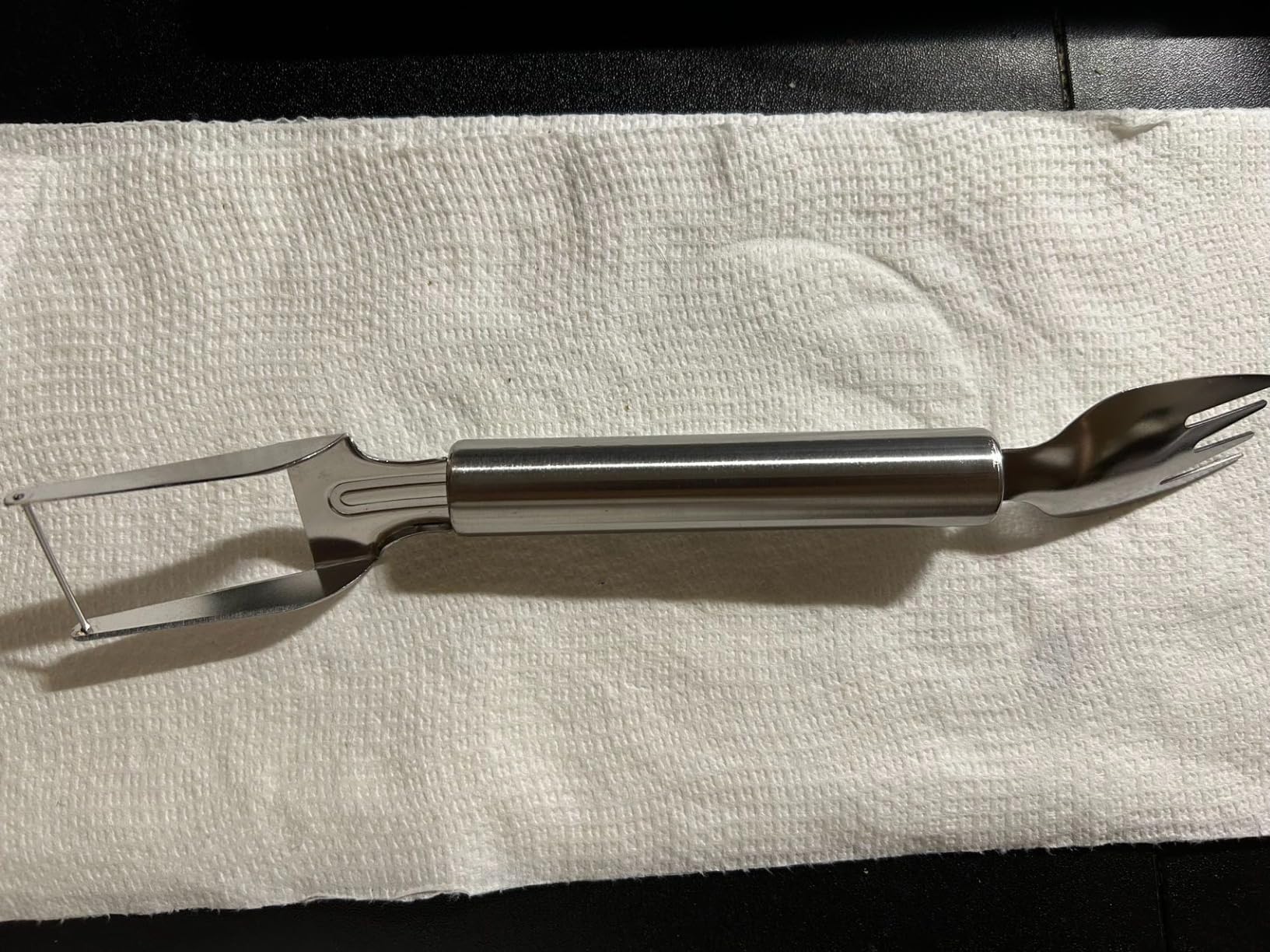 Reinmoson Watermelon Cutter with Retractable Fork