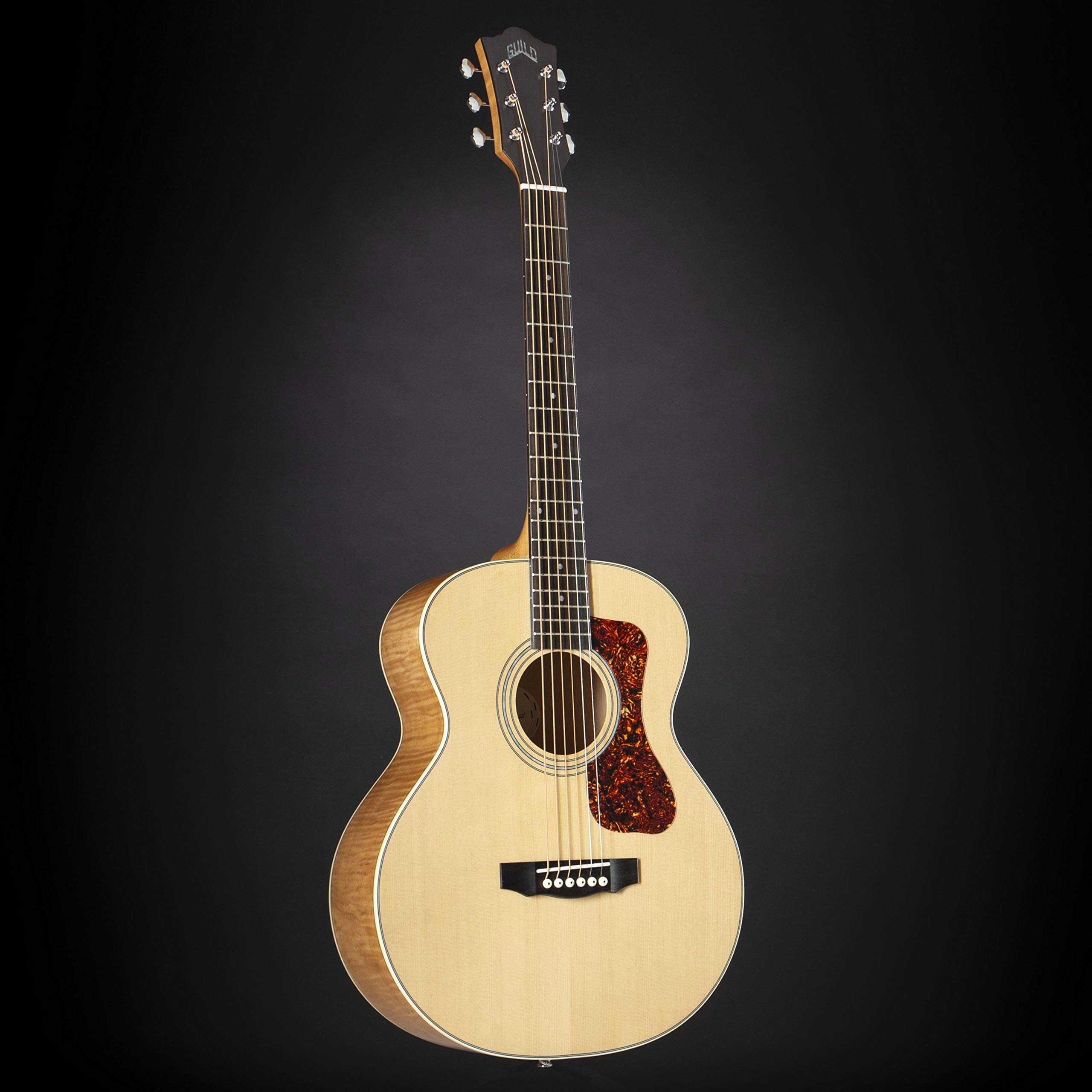 Guild Jumbo Junior Flamed Maple · Chitarra acustica