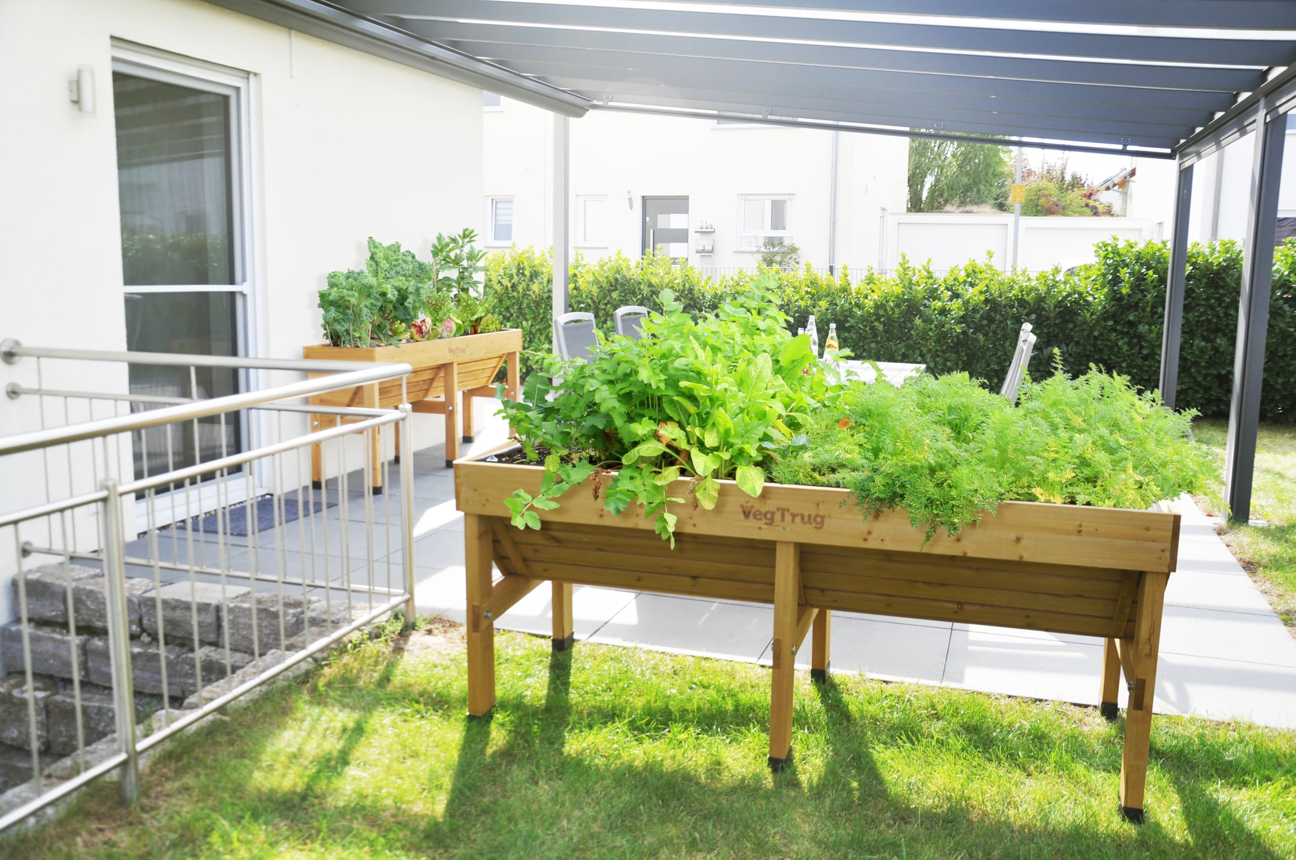 VegTrug Hochbeet Classic 1,8 m - Natural - 183 x 76 x 80 cm - ergonomisch | Pflanzkasten aus 100% FSC-Zedernholz - wetterfest für Balkon, Terrasse & Garten - platzsparendes Pflanzbeet mit Vlieseinlage